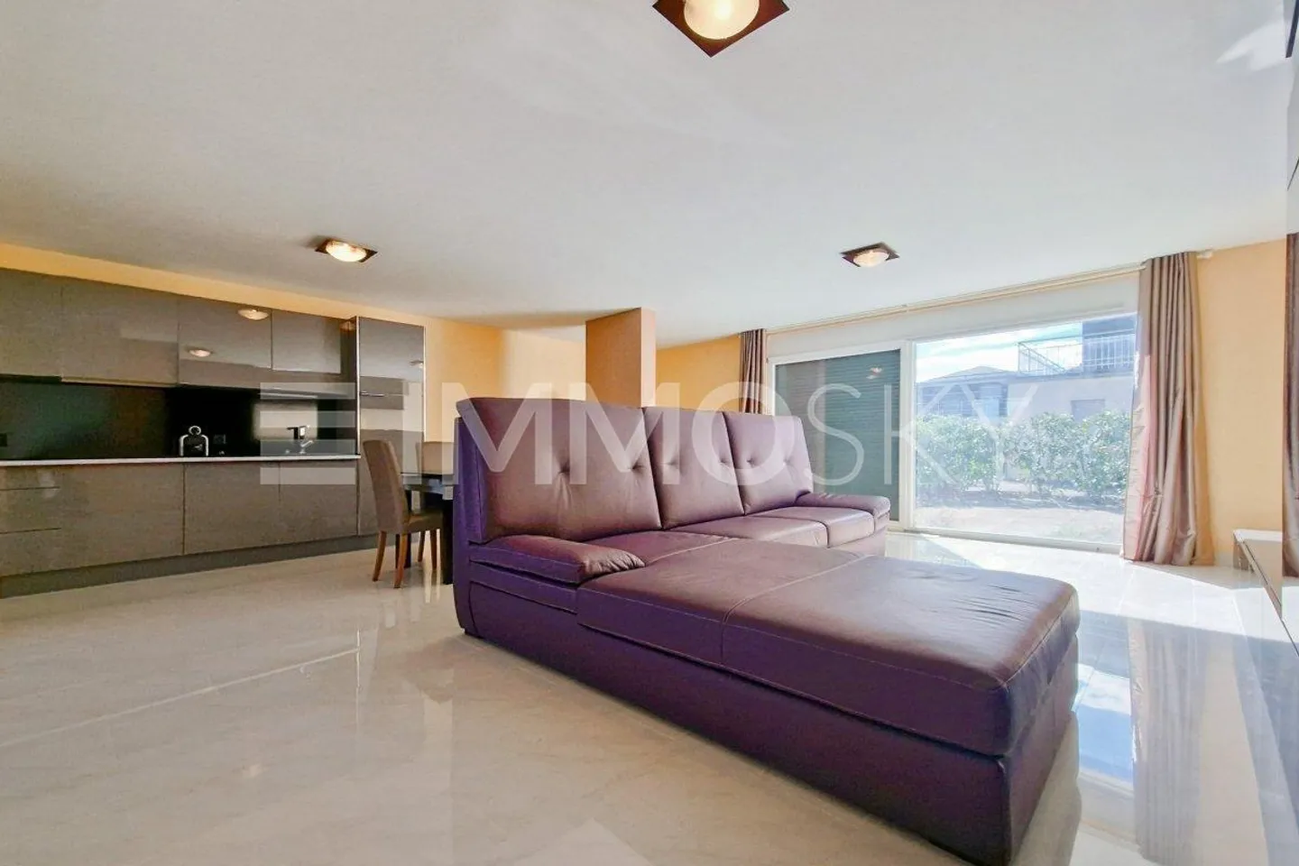 Ufficio di 80m² a Perroy - Foto 3 di 5