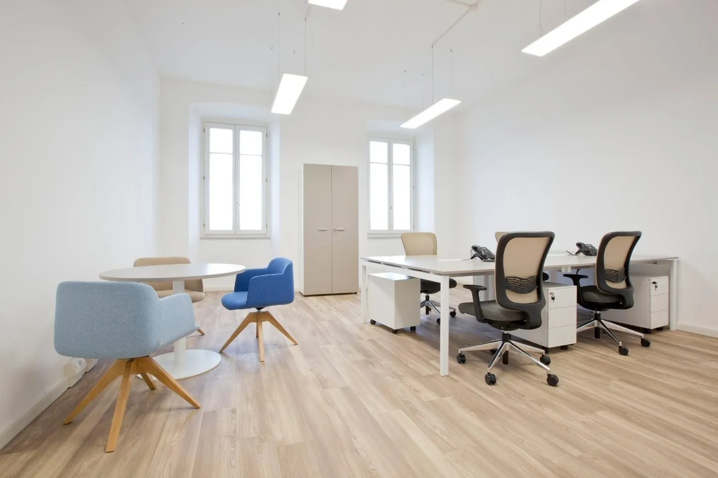 Find an office at Spaces Quai de l'Ile for 4 people with full support - Photo 2 of 6
