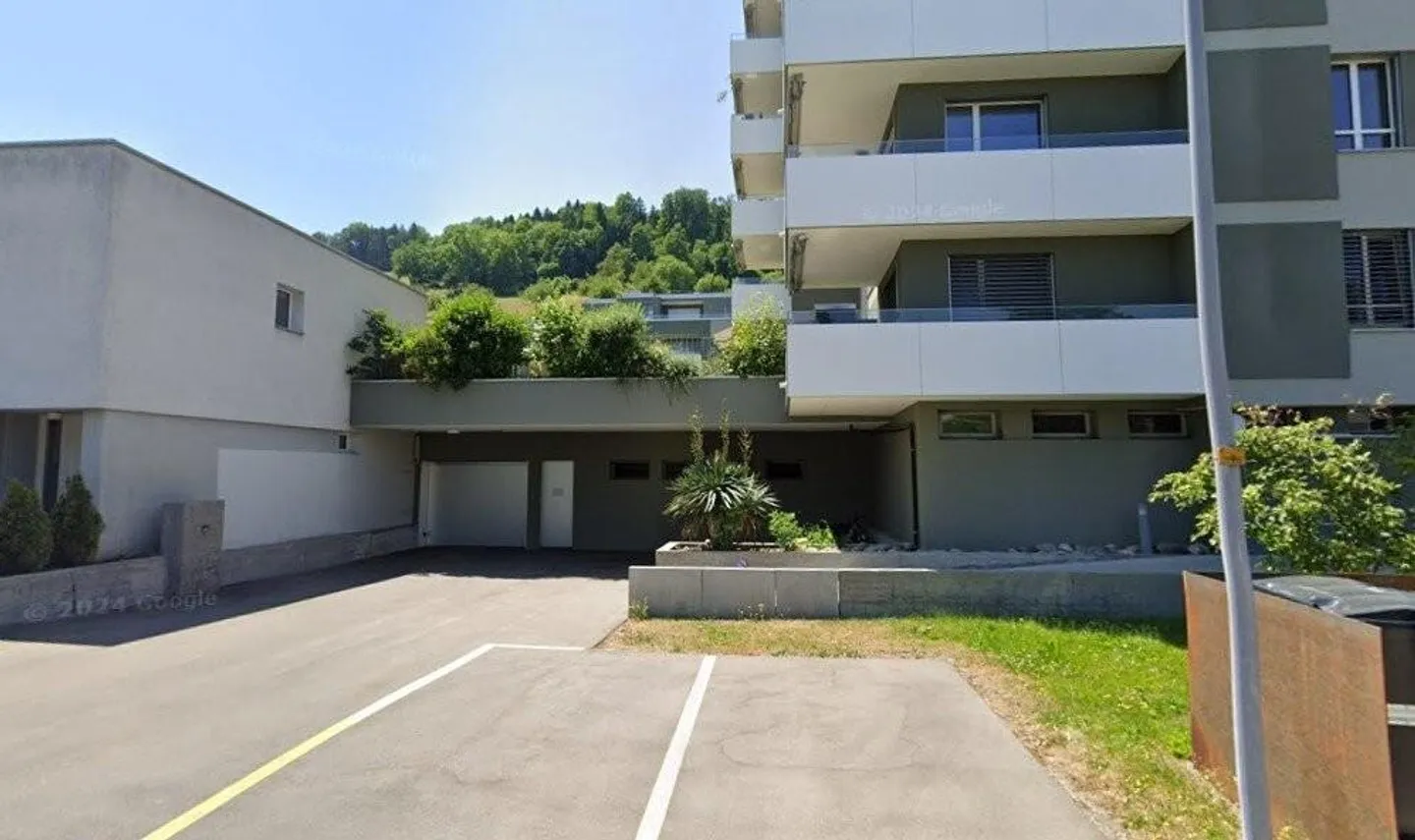 Parking space for immediate rental or by arrangement - Photo 1 of 1