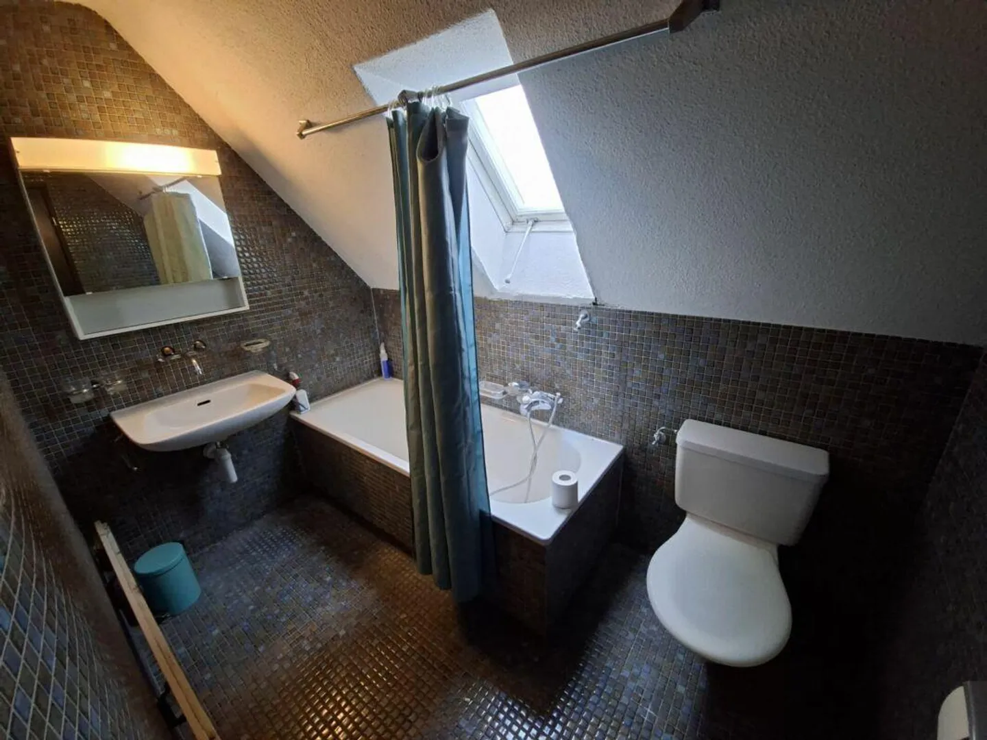 Maison multifamiliale avec huit petits appartements simples (studios) dans un quartier résidentiel calme à Baden - Photo 19 sur 21