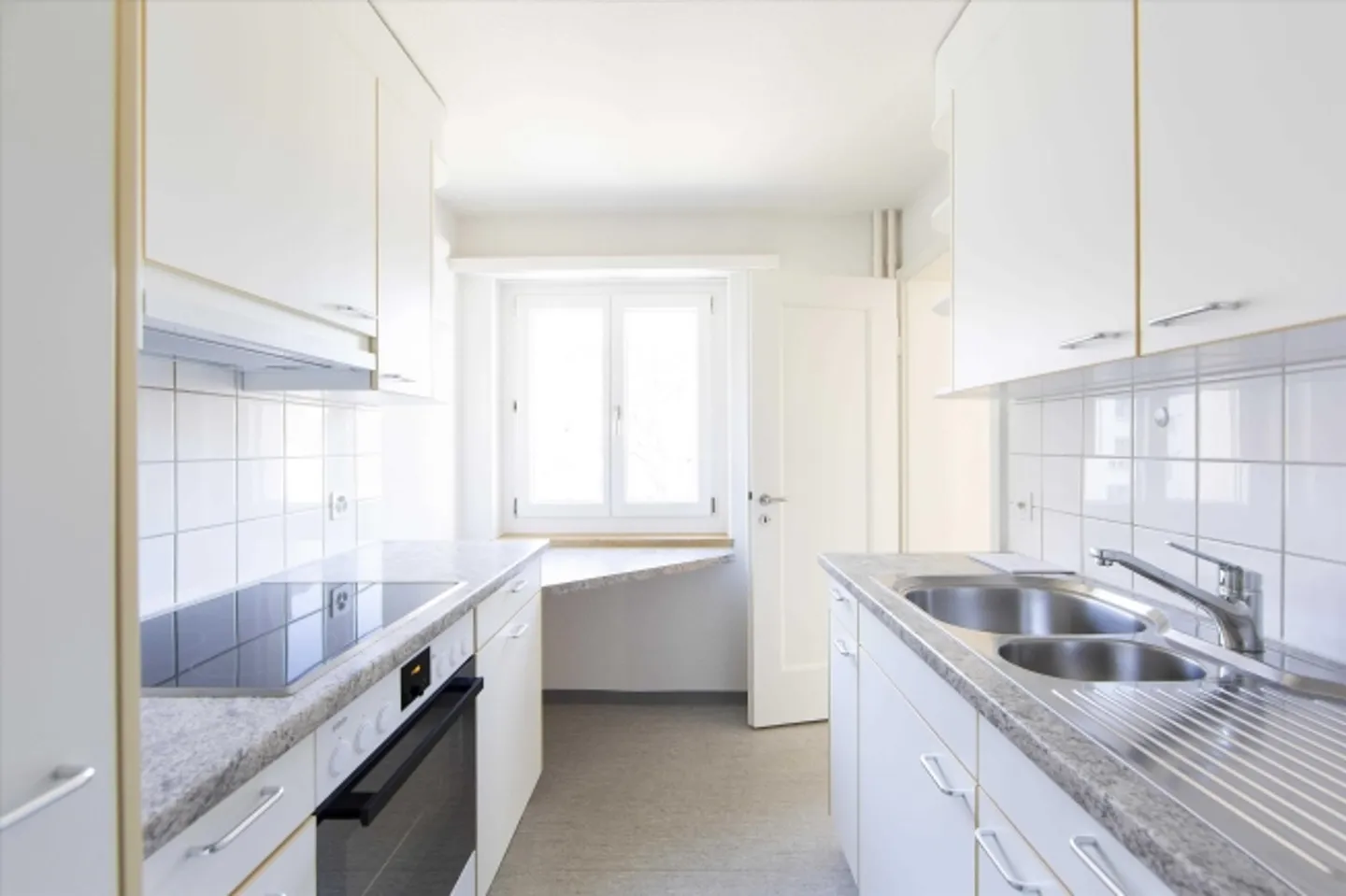Appartamento parzialmente ristrutturato in una posizione ottimale cerca te! - Foto 6 di 11