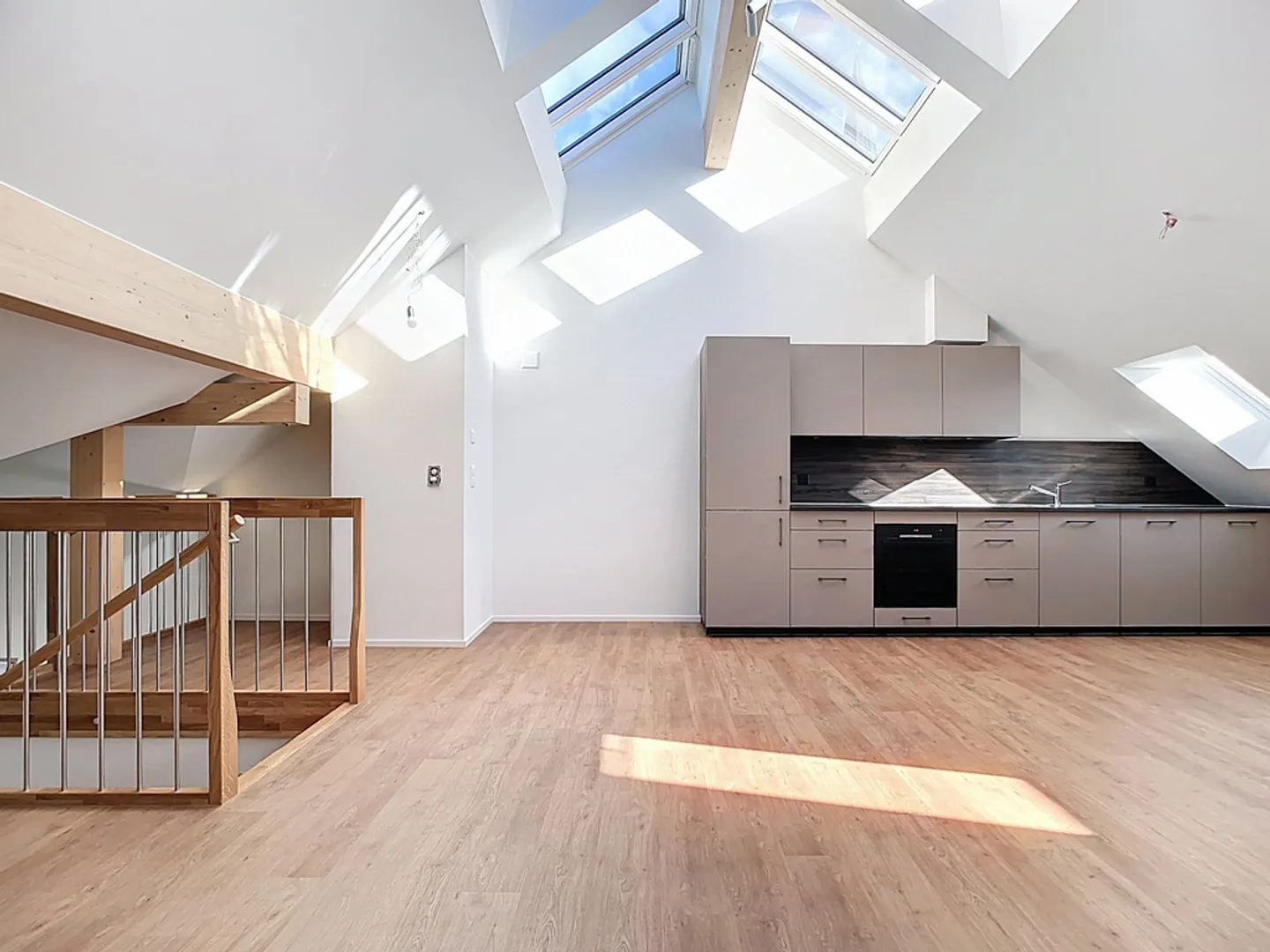 Duplex-Wohnung 3,5 Zimmer - Foto 1 von 12