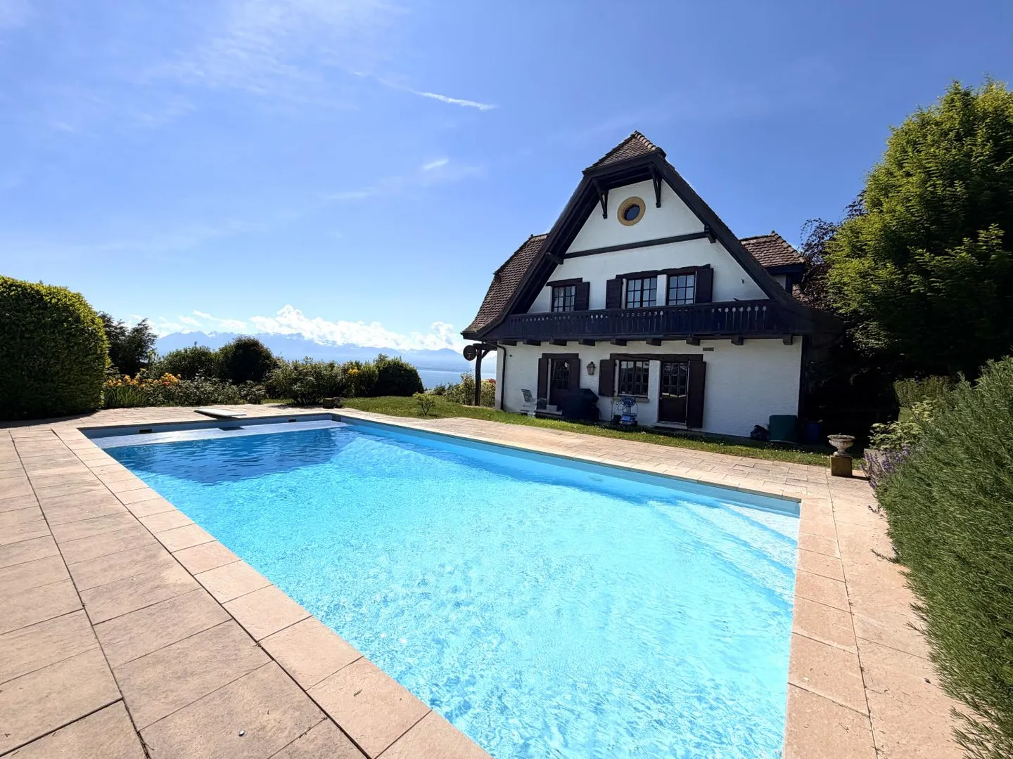 Villa avec vue sur le lac - Photo 1 sur 6