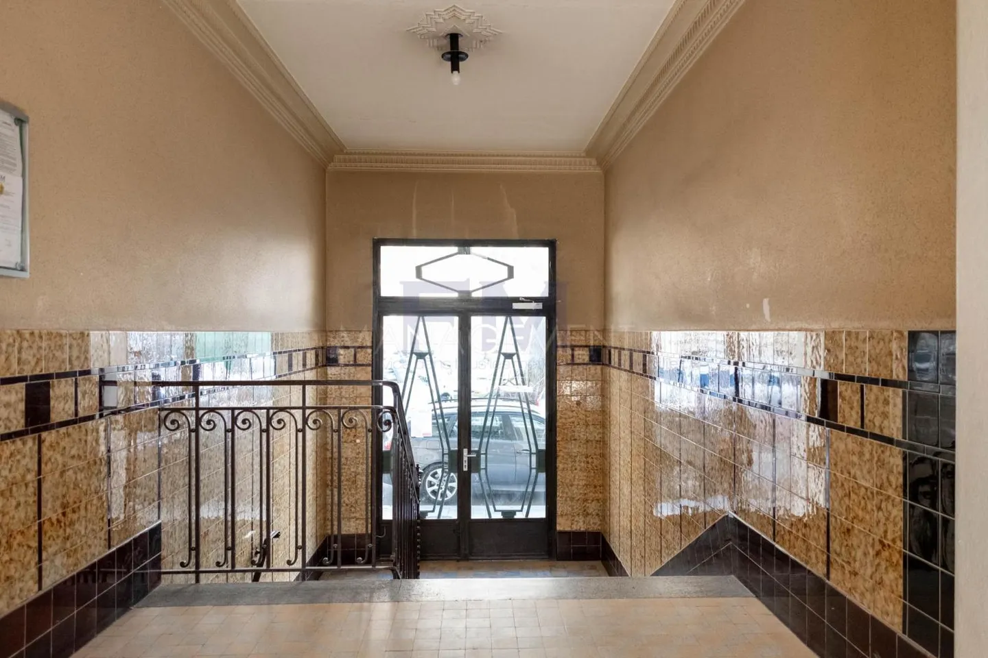 Charmant appartement 2,5 pièces - Photo 2 sur 4