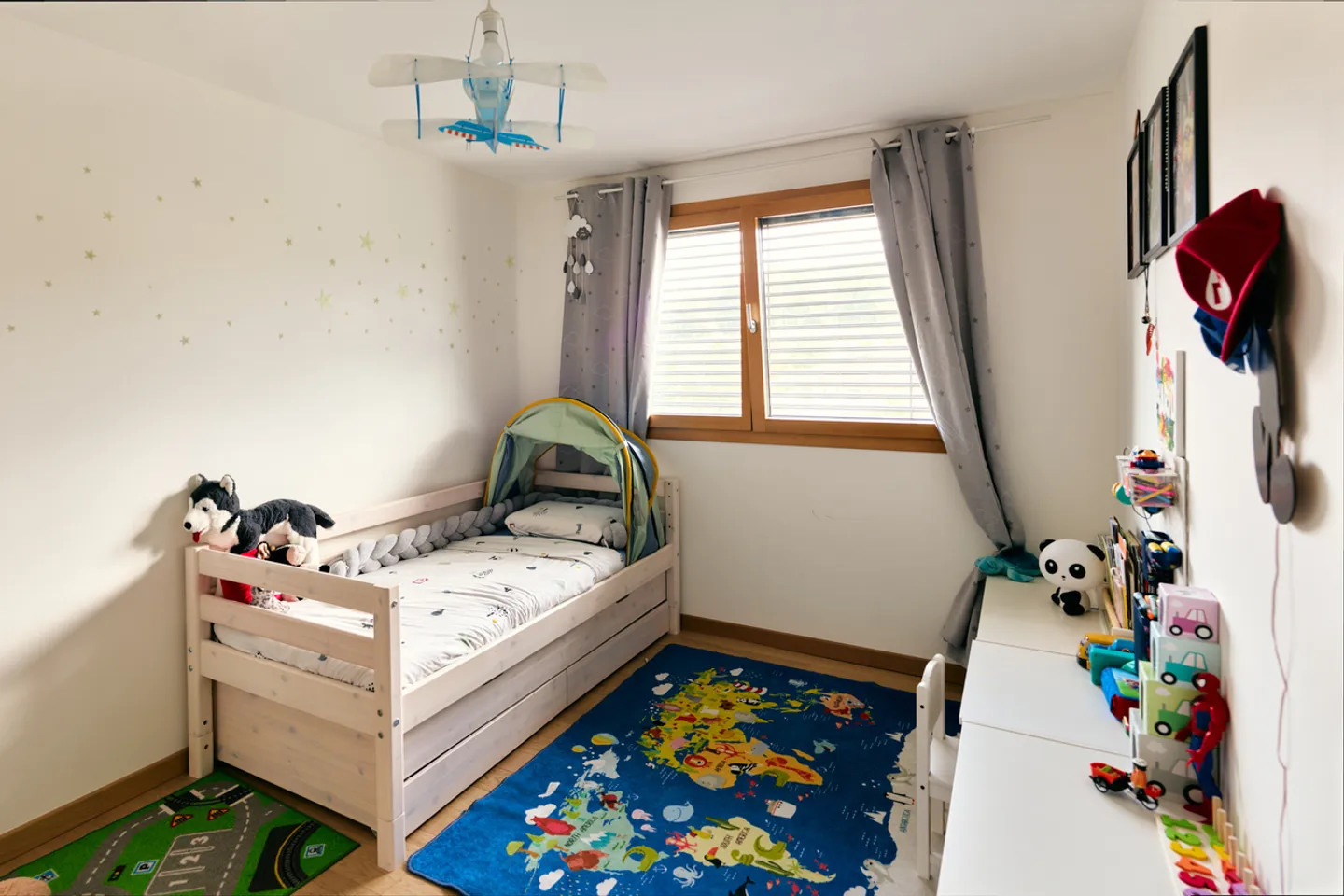 Magnifique appartement de 5,5 pièces avec 140m2 au dernier étage d'un PPE - Photo 4 sur 10