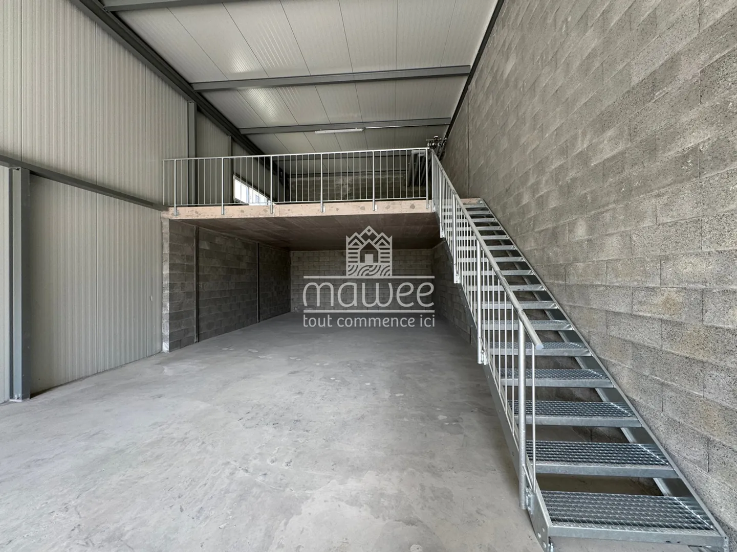 Box de stockage spacieux - Photo 1 sur 6