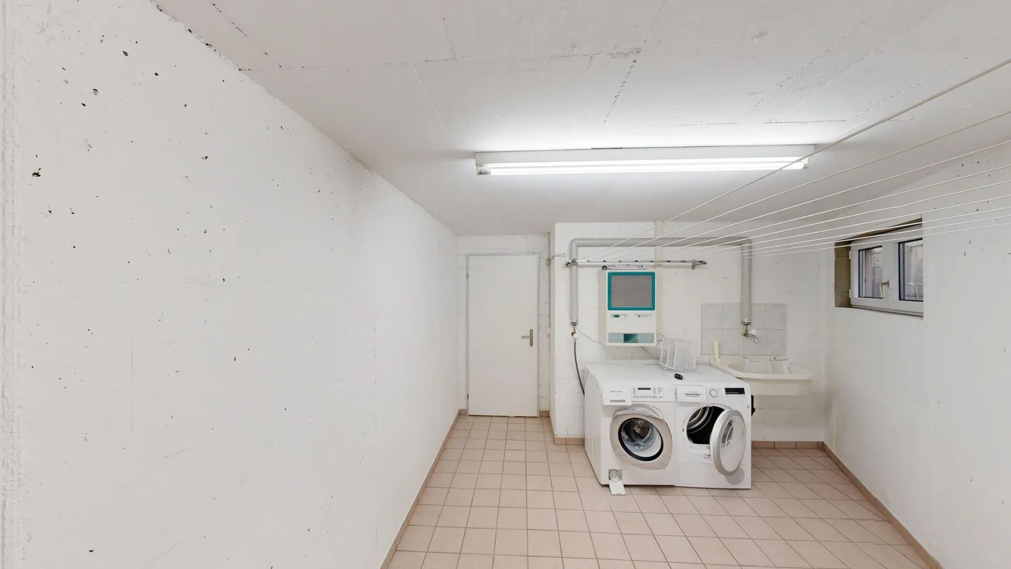 Living close to the center with nature connection - well-kept 3.5-room apartment in Uster - Photo 14 of 14