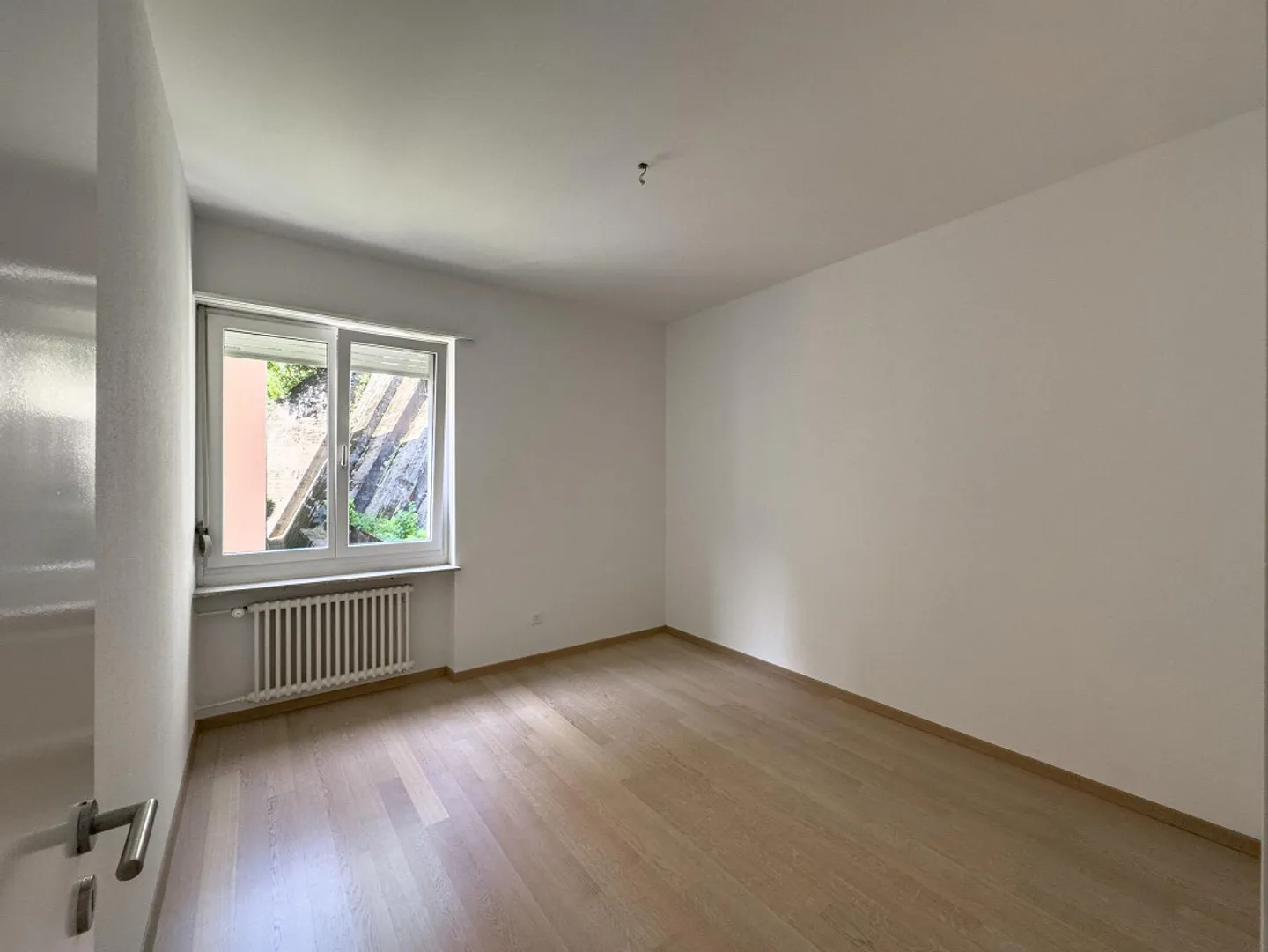 3.5-room apartment in a well-served area of Lugano - Photo 4 of 8