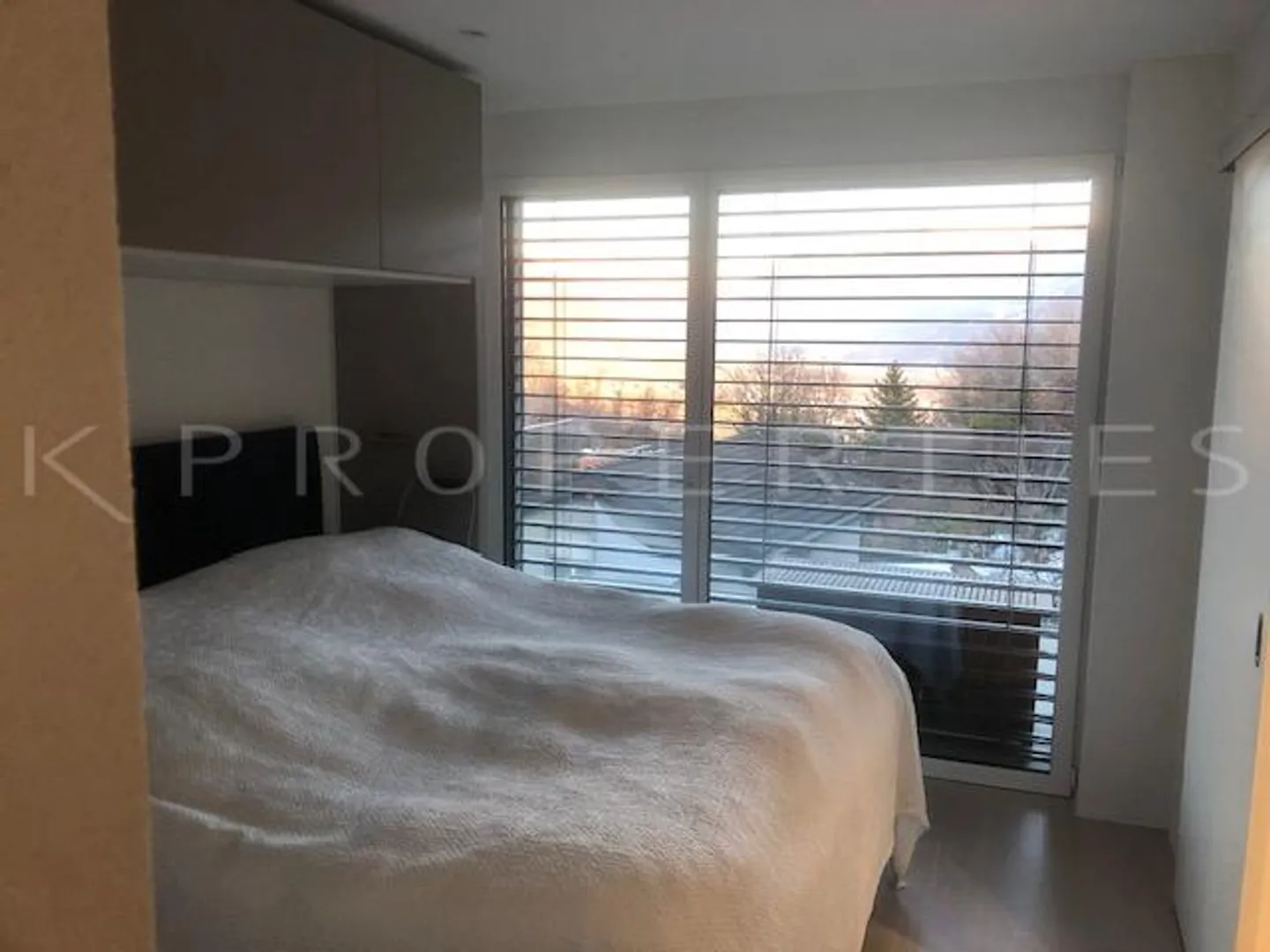 Appartamento Moderno con Balcone - Foto 4 di 8