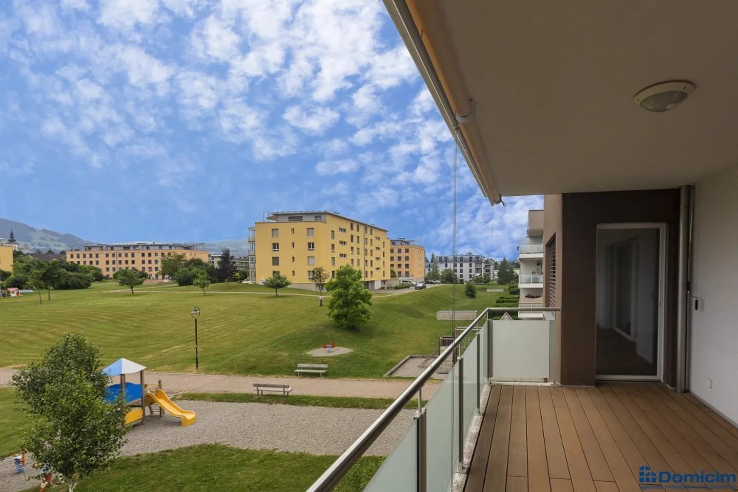 Apartment for rent - Photo 2 of 9