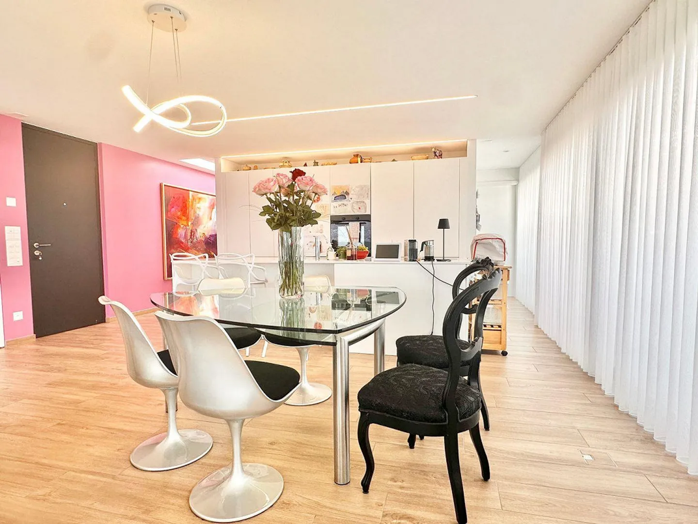 Attico moderno con 40 m² di terrazza e vista panoramica su Locarno ... - Photo 6 sur 26