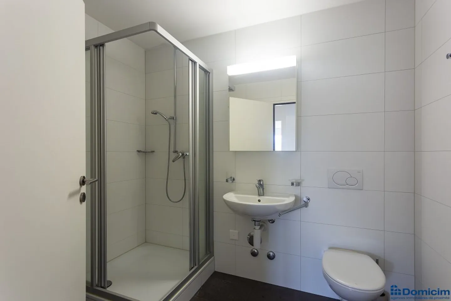 Apartment for rent - Photo 8 of 9