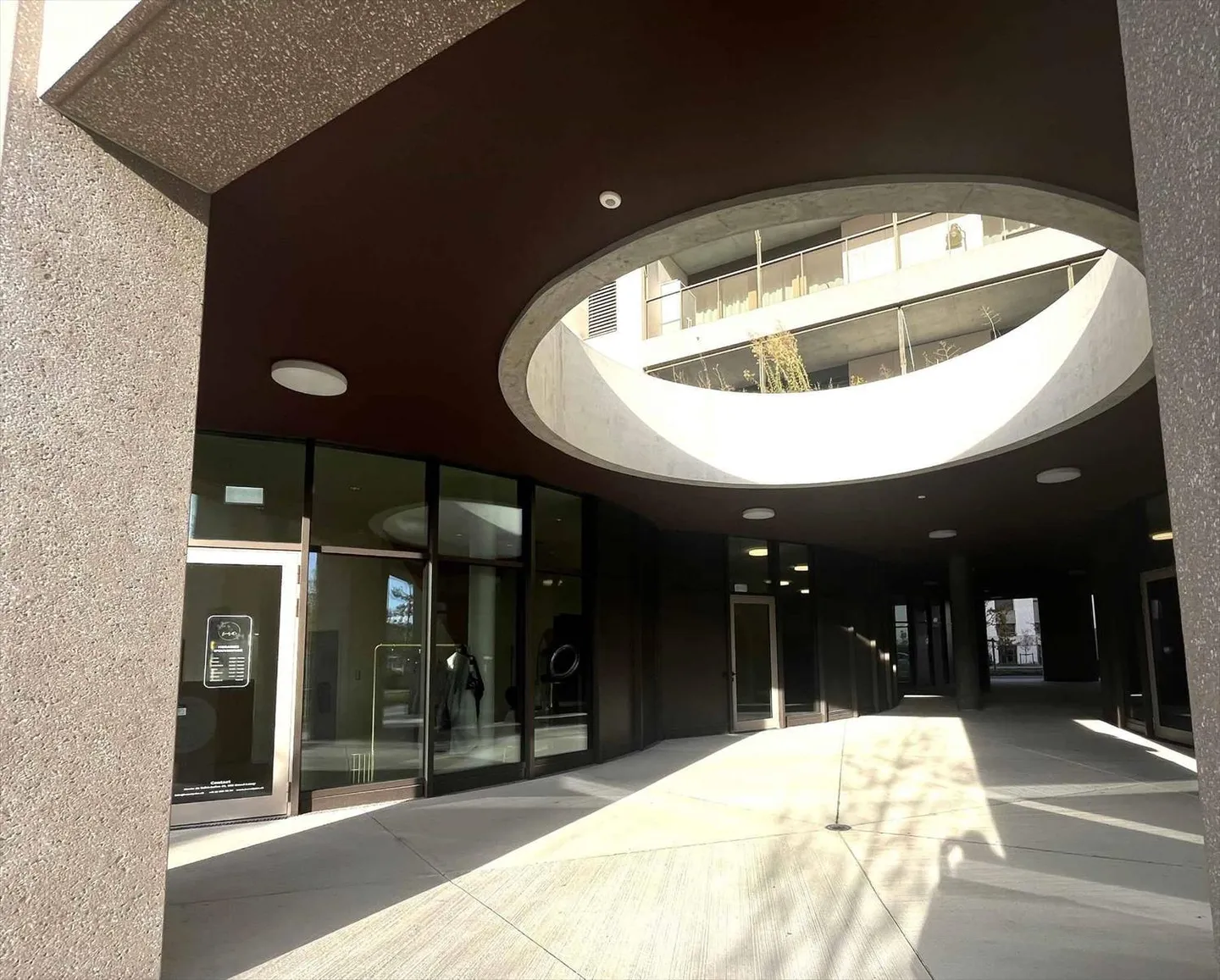 Bureaux modernes et lumineux 620 m² Gare Lancy Bachet - Photo 2 sur 13