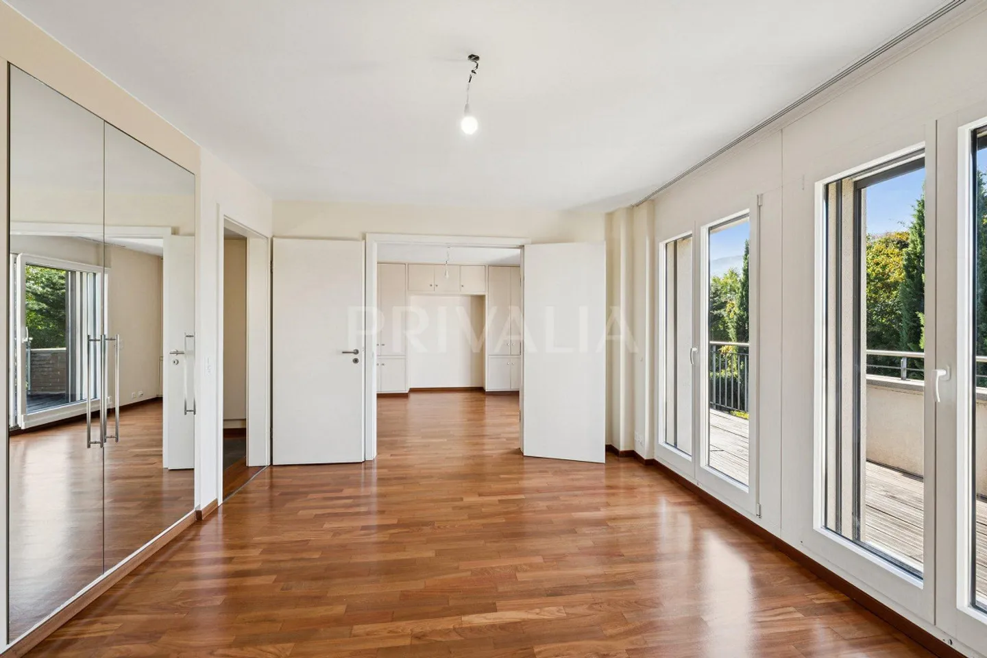 Charming Townhouse in Champel - Photo 3 of 6