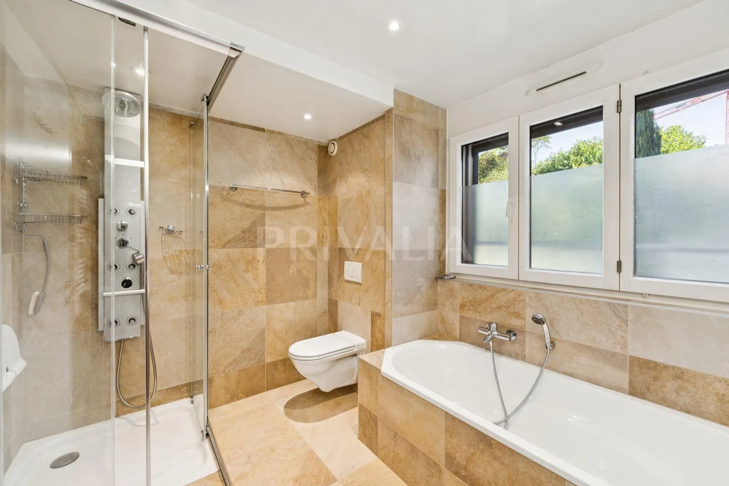 Charming Townhouse in Champel - Photo 4 of 6