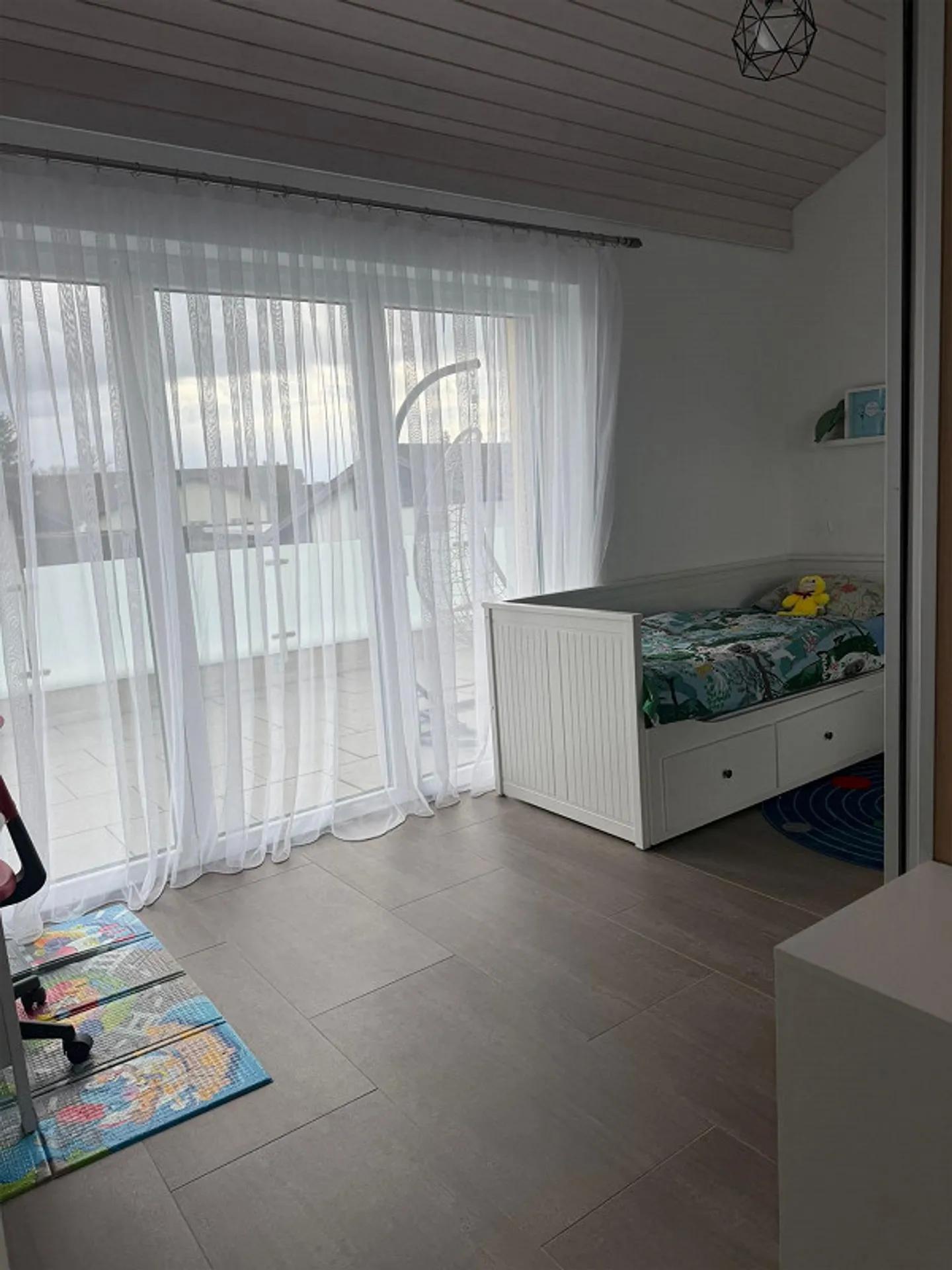 Modern 5.5 Room Penthouse with Great View and a Terrace - Photo 7 of 11