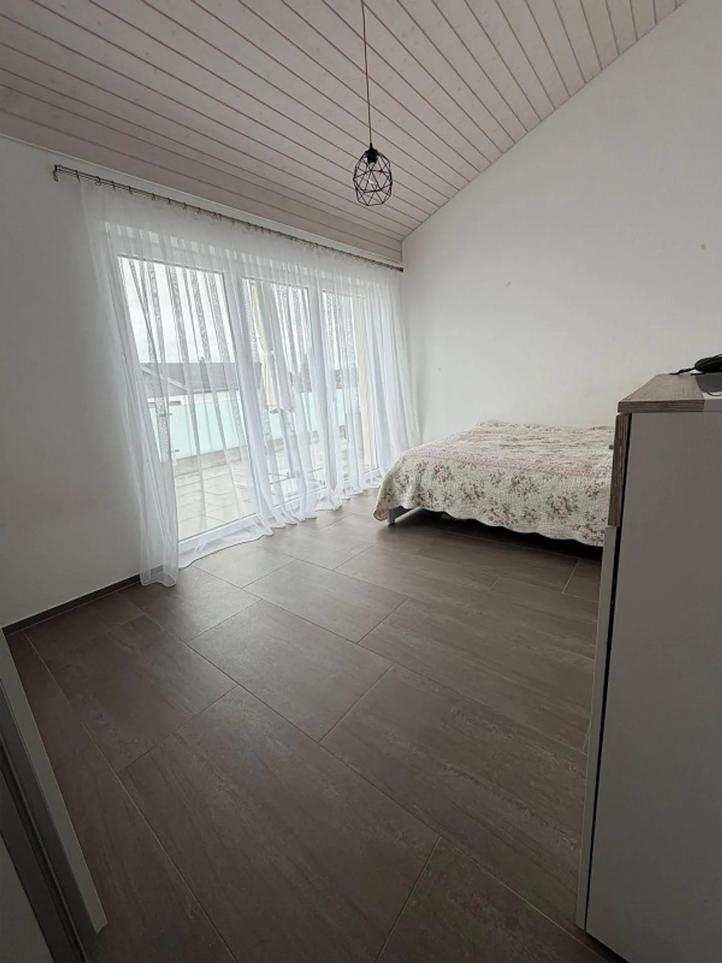 Modern 5.5 Room Penthouse with Great View and a Terrace - Photo 8 of 11