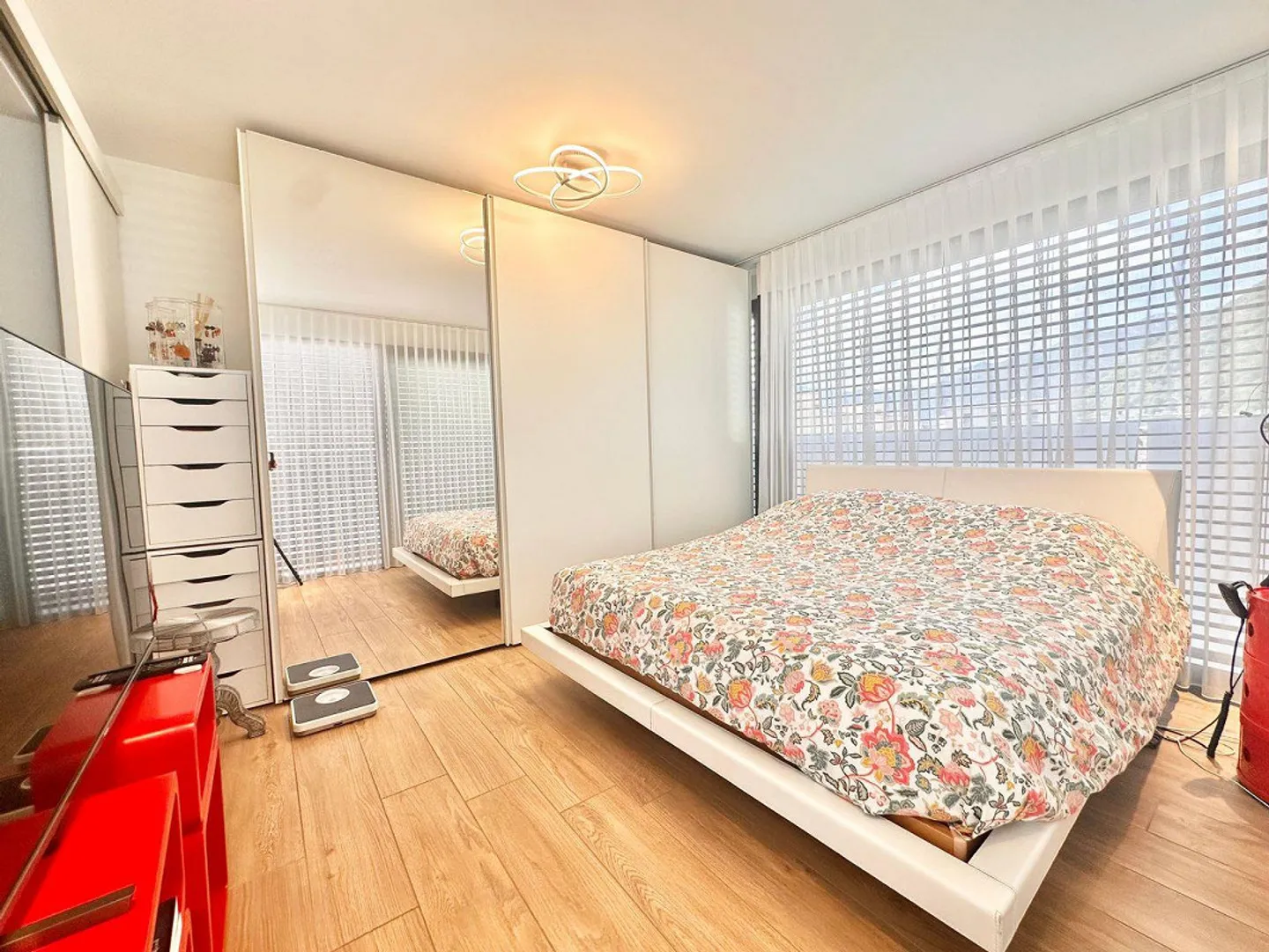 Attico moderno con 40 m² di terrazza e vista panoramica su Locarno ... - Photo 19 sur 26