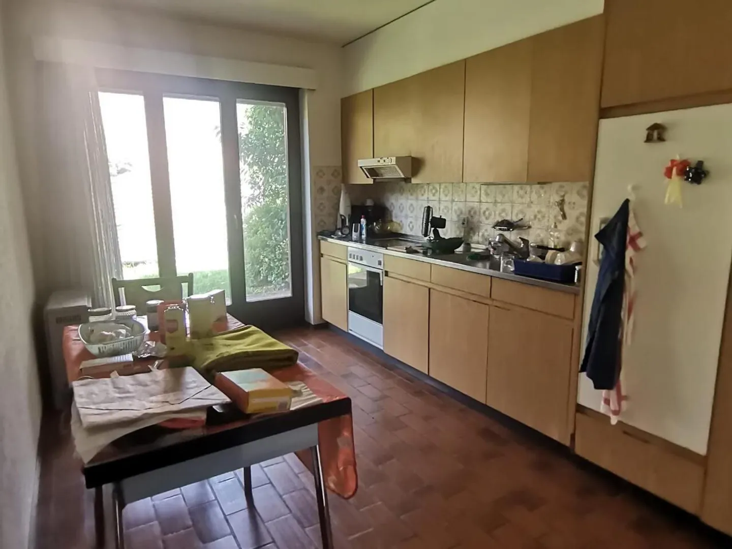 Bungalow soleggiato con giardino - Foto 5 di 13