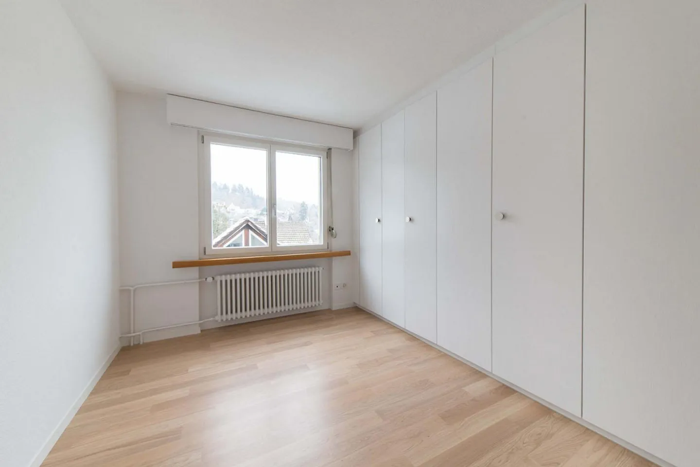 Appartement 3 1/2 pièces entièrement rénové avec vue imprenable - Photo 4 sur 9