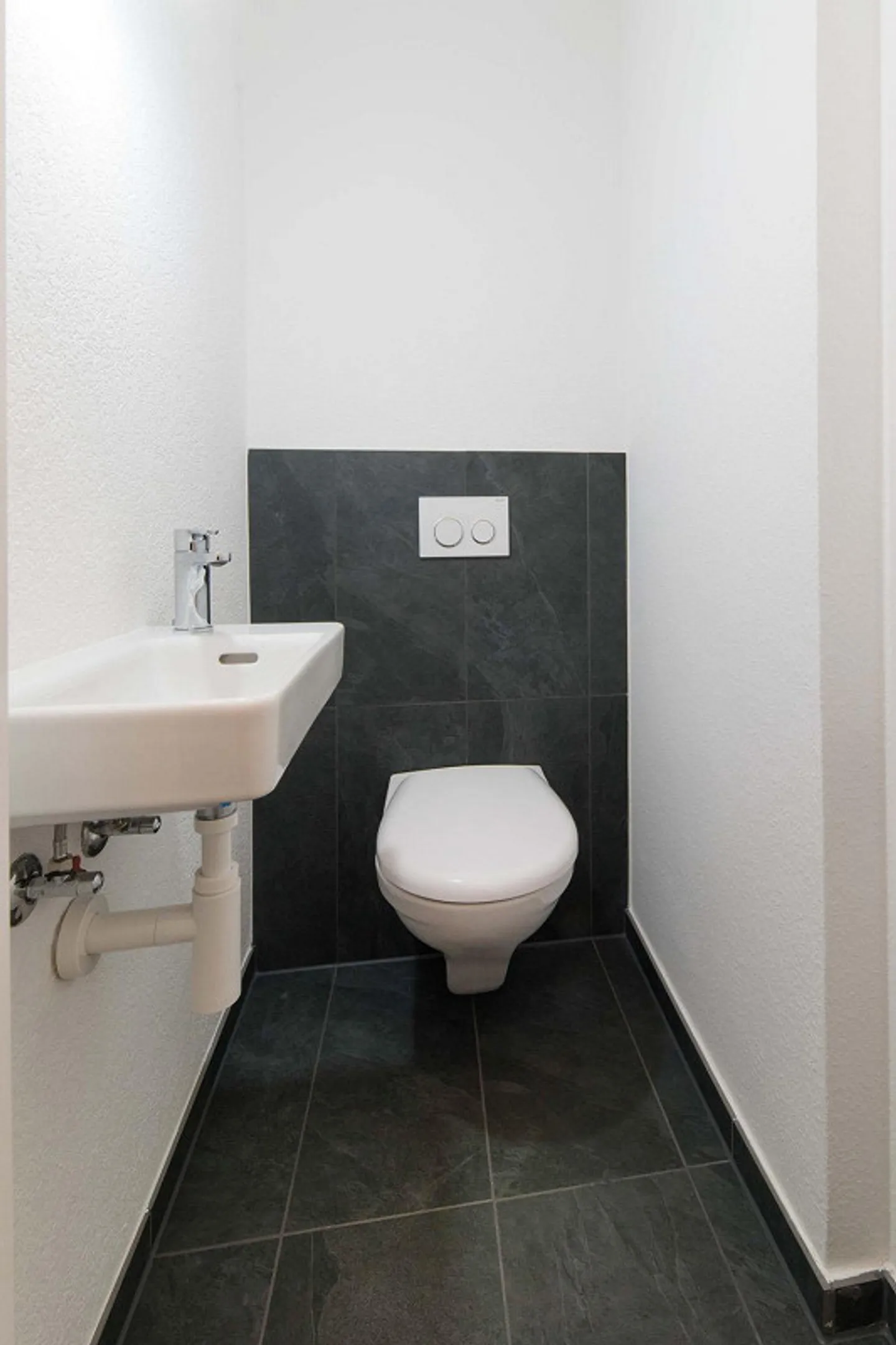 Appartement 3 1/2 pièces entièrement rénové avec vue imprenable - Photo 7 sur 9