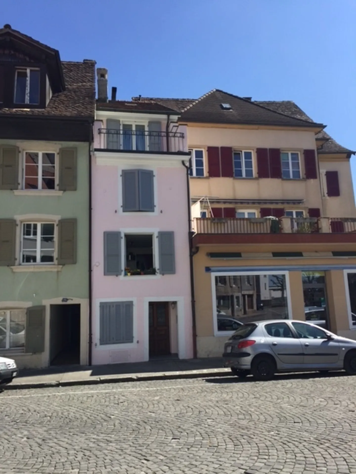 Renoviert und vollständig vermietet in der Altstadt - Foto 1 von 7