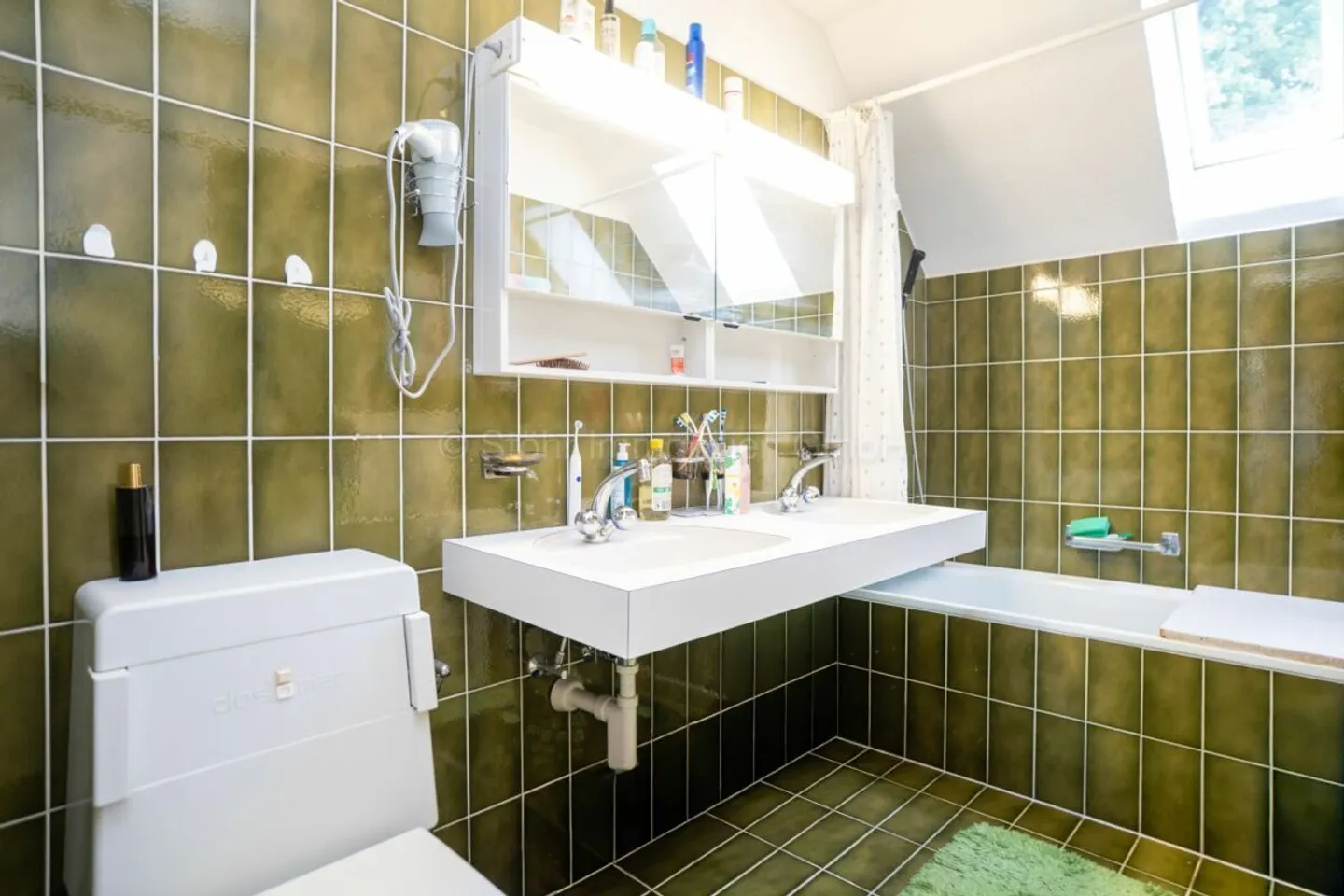 Spacious 6.5-room single-family house with great surroundings - Photo 10 of 24