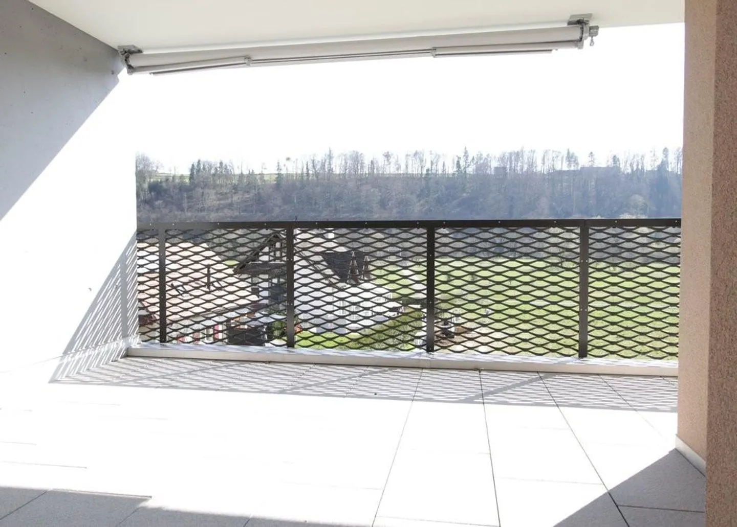 Appartamento moderno con lavanderia privata - Foto 10 di 11