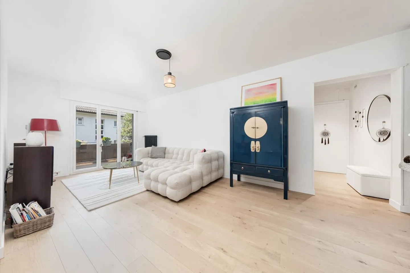 Appartement avec 5,5 pièces entièrement rénové dans un quartier calme - Photo 1 sur 4