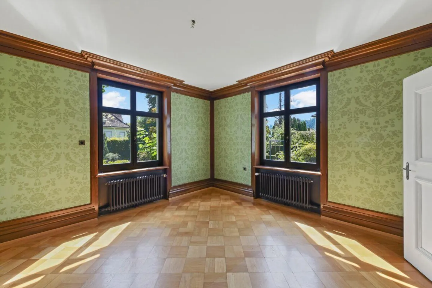 Villa historique Art Nouveau avec charme, grand jardin et beaucoup d'espace pour vos rêves de vie - Photo 14 sur 30