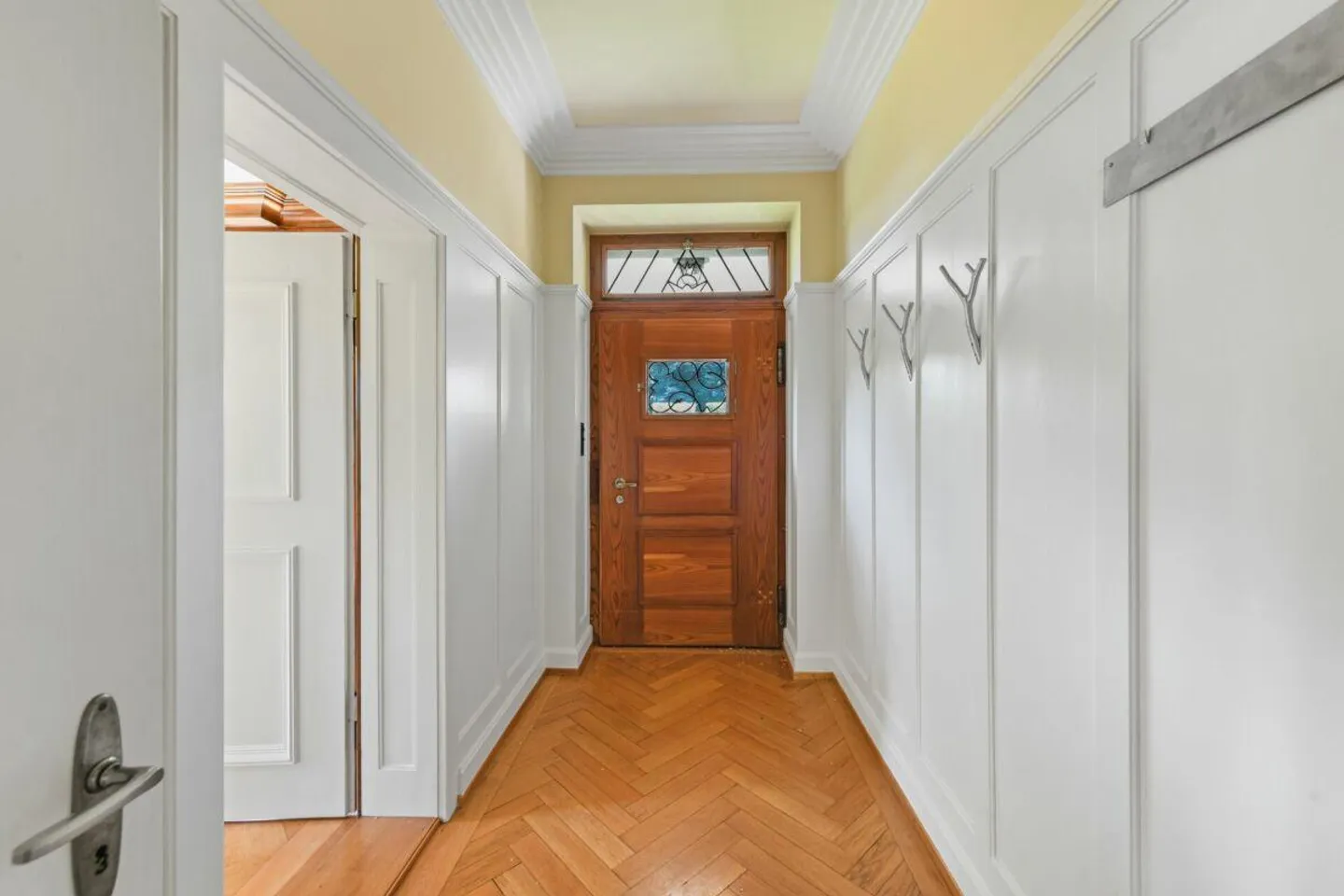 Villa historique Art Nouveau avec charme, grand jardin et beaucoup d'espace pour vos rêves de vie - Photo 21 sur 30