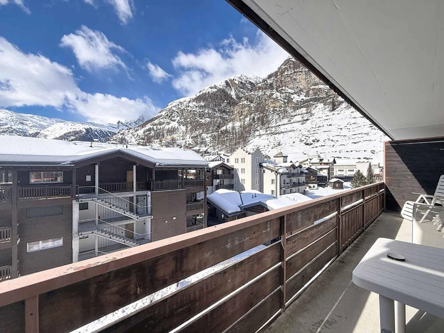 2.5-room apartment exclusive secondary residence with unobstructed view of the Matterhorn - Photo 13 of 13