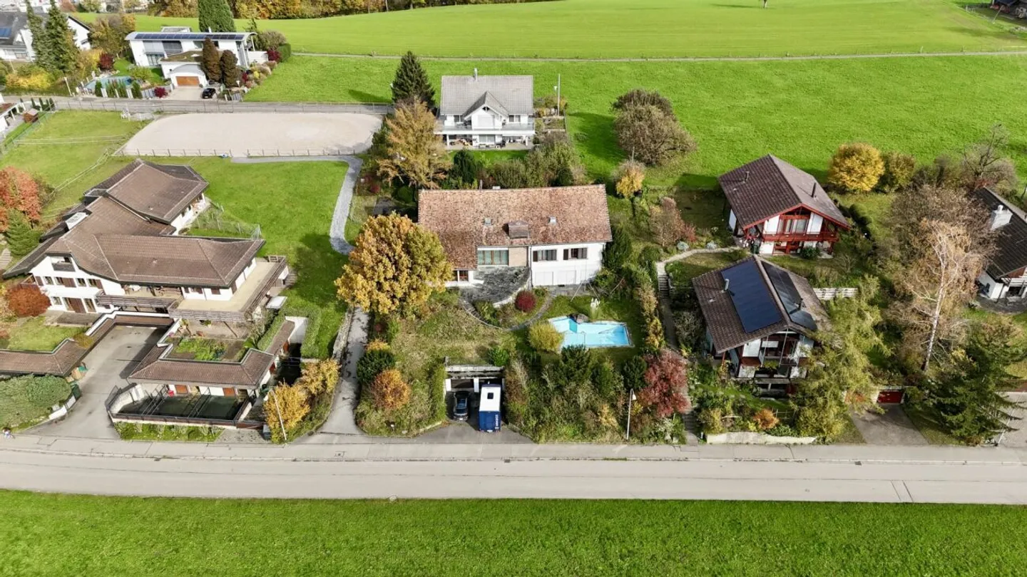 Modern Maisonette Apartments - Photo 6 of 7