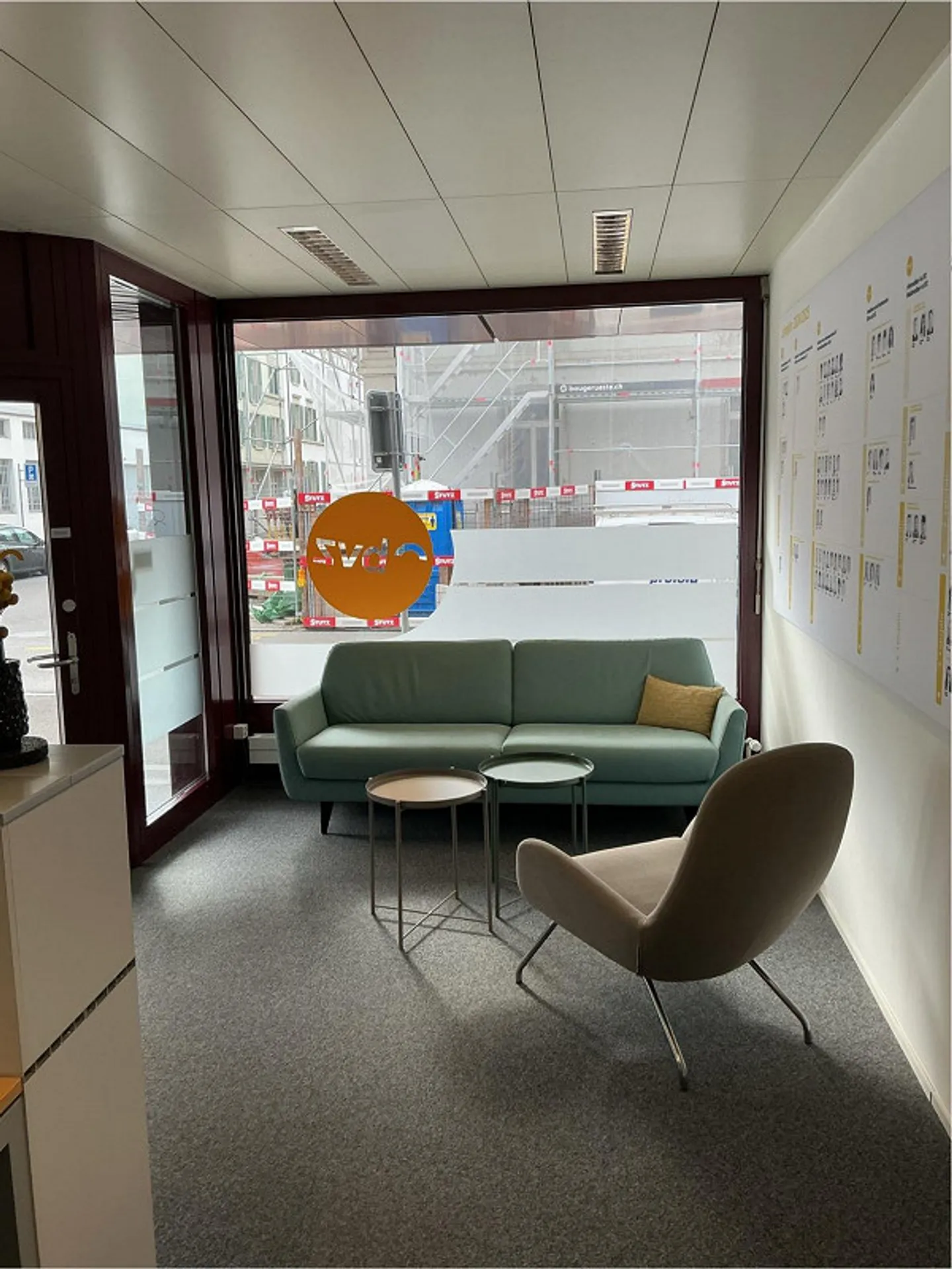 Zentrale Lage, perfekter Anschluss: Bürofläche in Zürich Kreis 5 - Foto 5 von 6