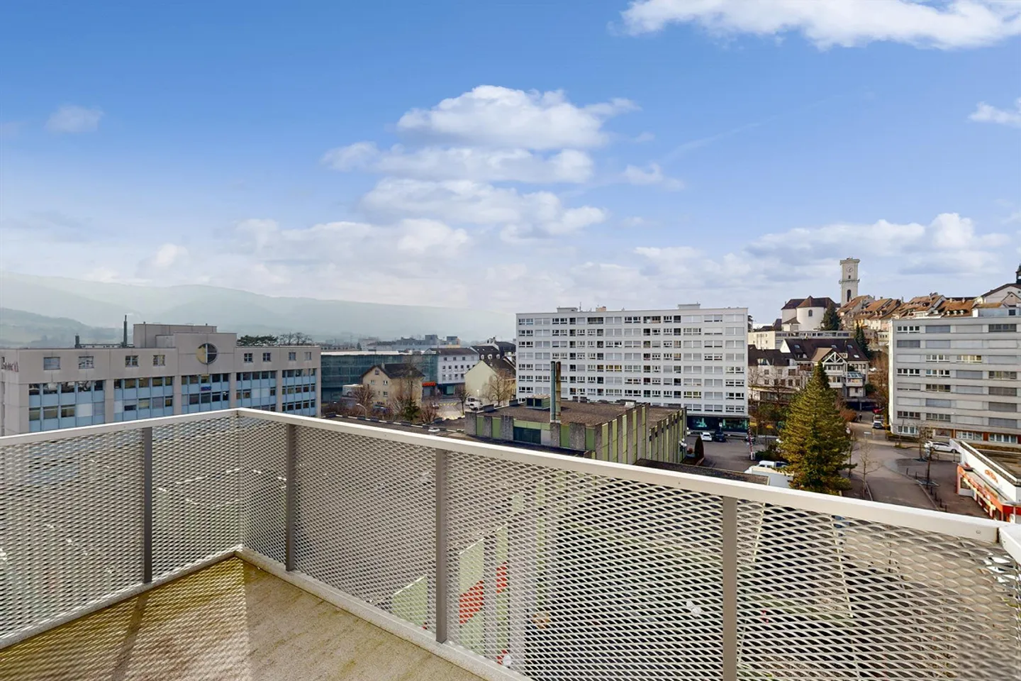 L'élégance moderne à portée de main - Photo 8 sur 8