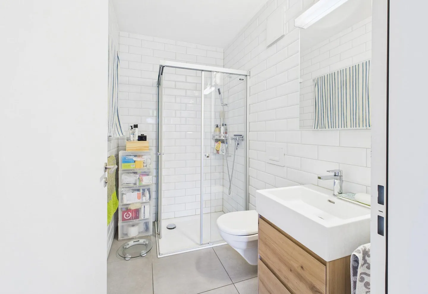 Appartement moderne avec des espaces extérieurs attrayants dans un emplacement résidentiel central - Photo 11 sur 12