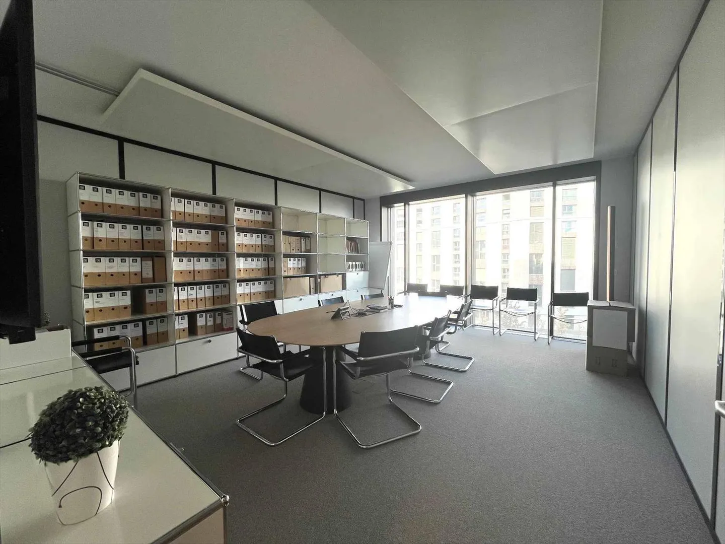 Bureaux modernes et lumineux 620 m² Gare Lancy Bachet - Photo 11 sur 13