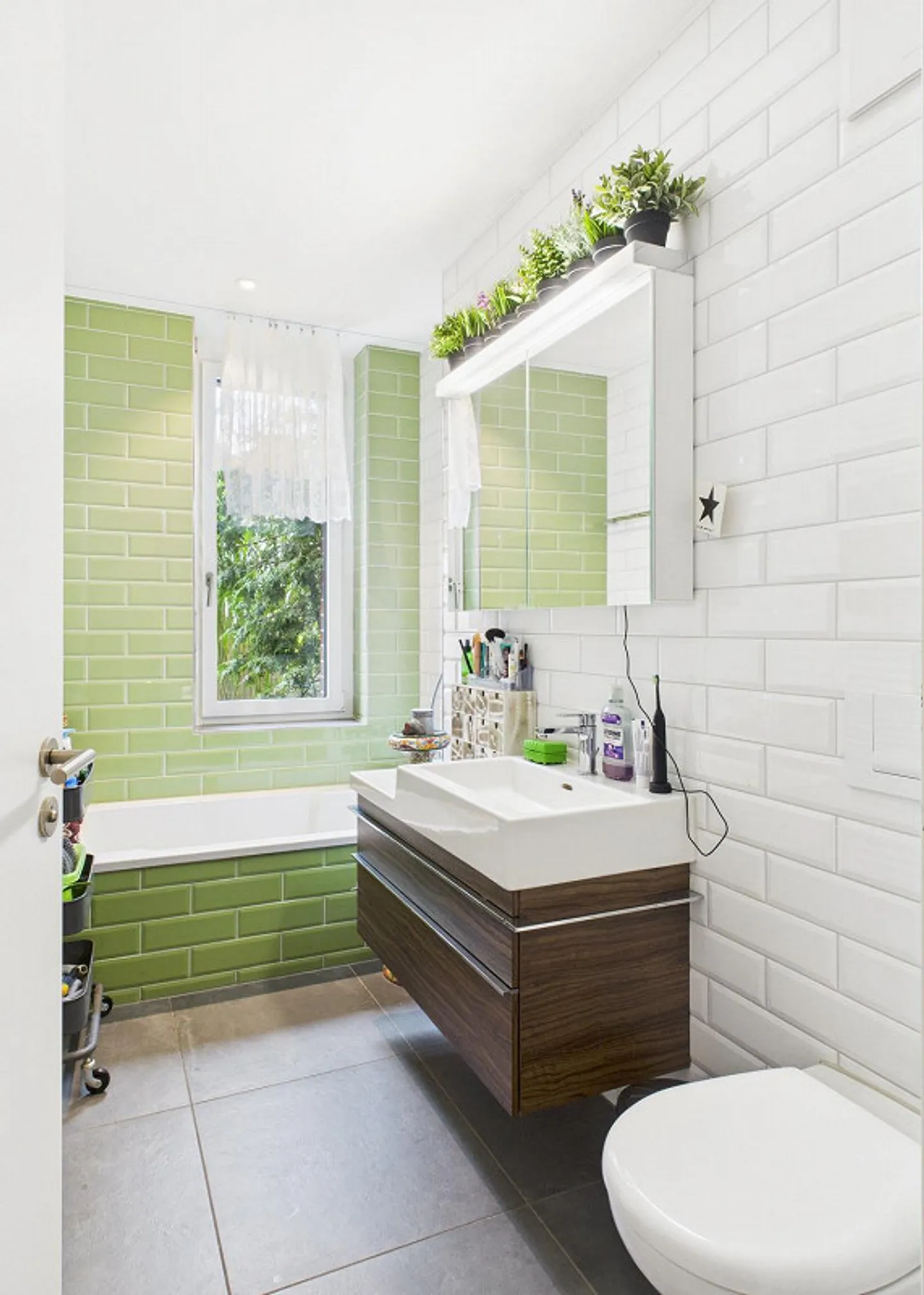 Appartement moderne avec des espaces extérieurs attrayants dans un emplacement résidentiel central - Photo 12 sur 12