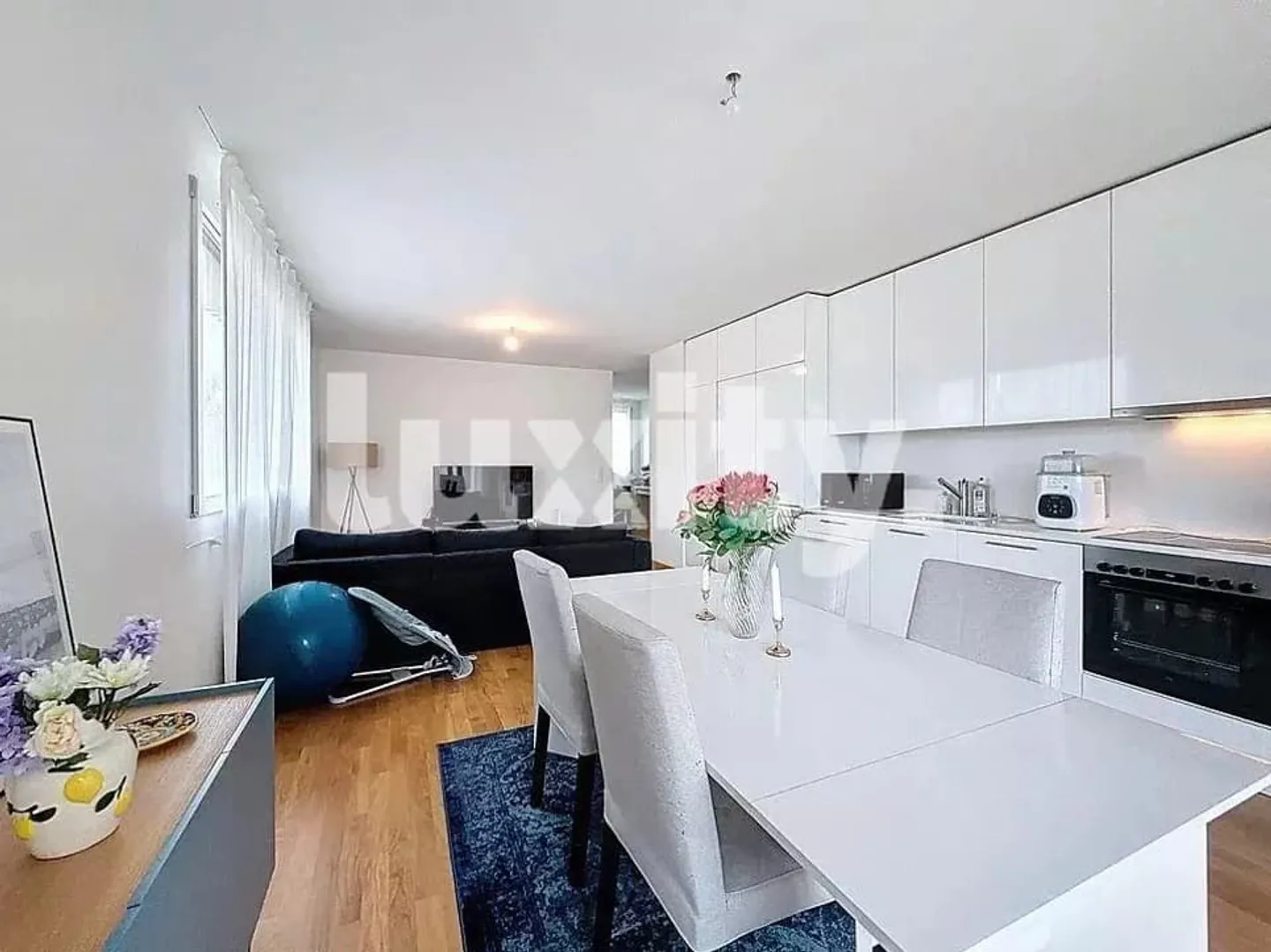 Appartamento moderno a Crans - Foto 1 di 8