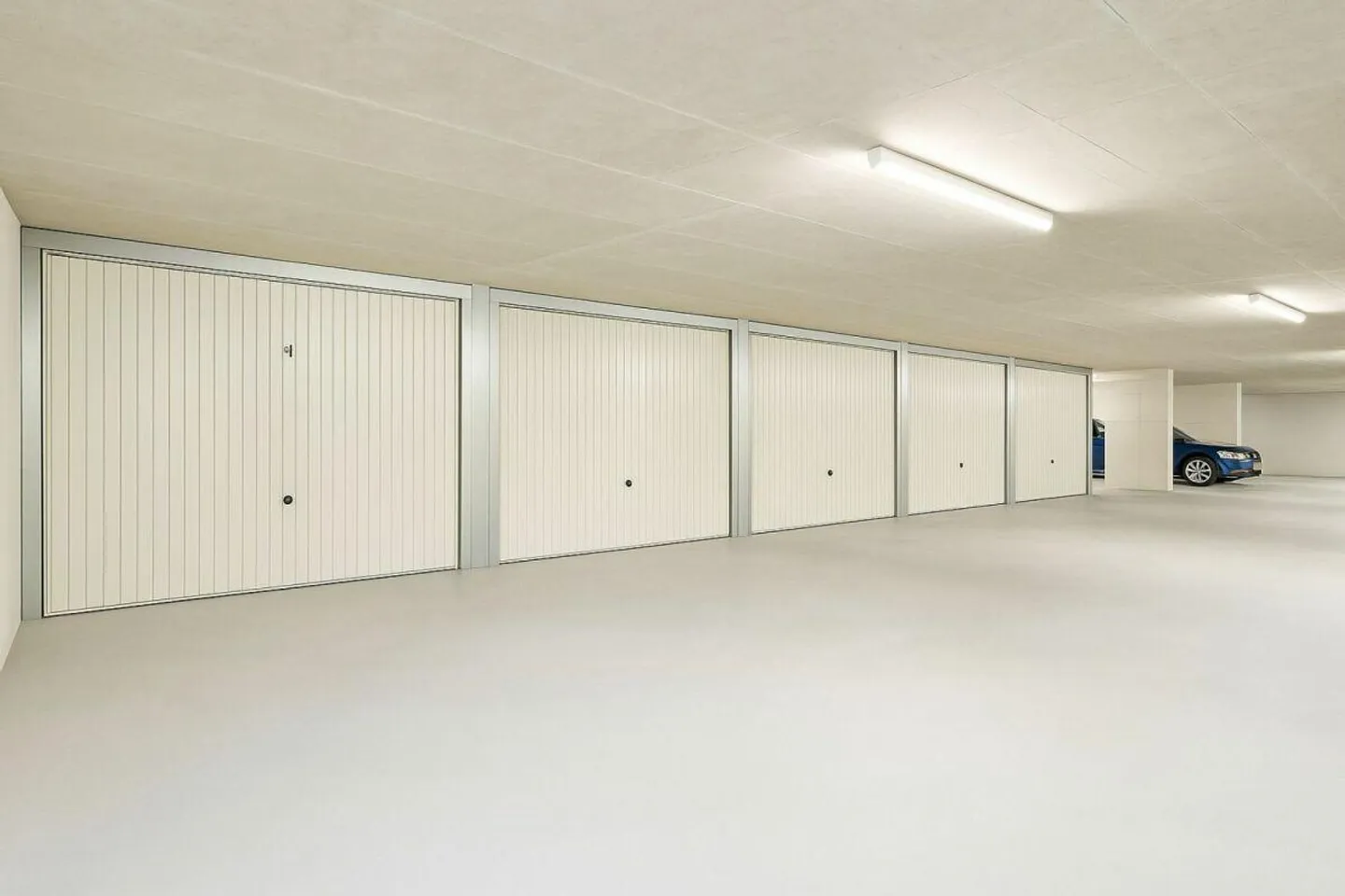Box garage in vendita in garage sotterraneo - Foto 1 di 2