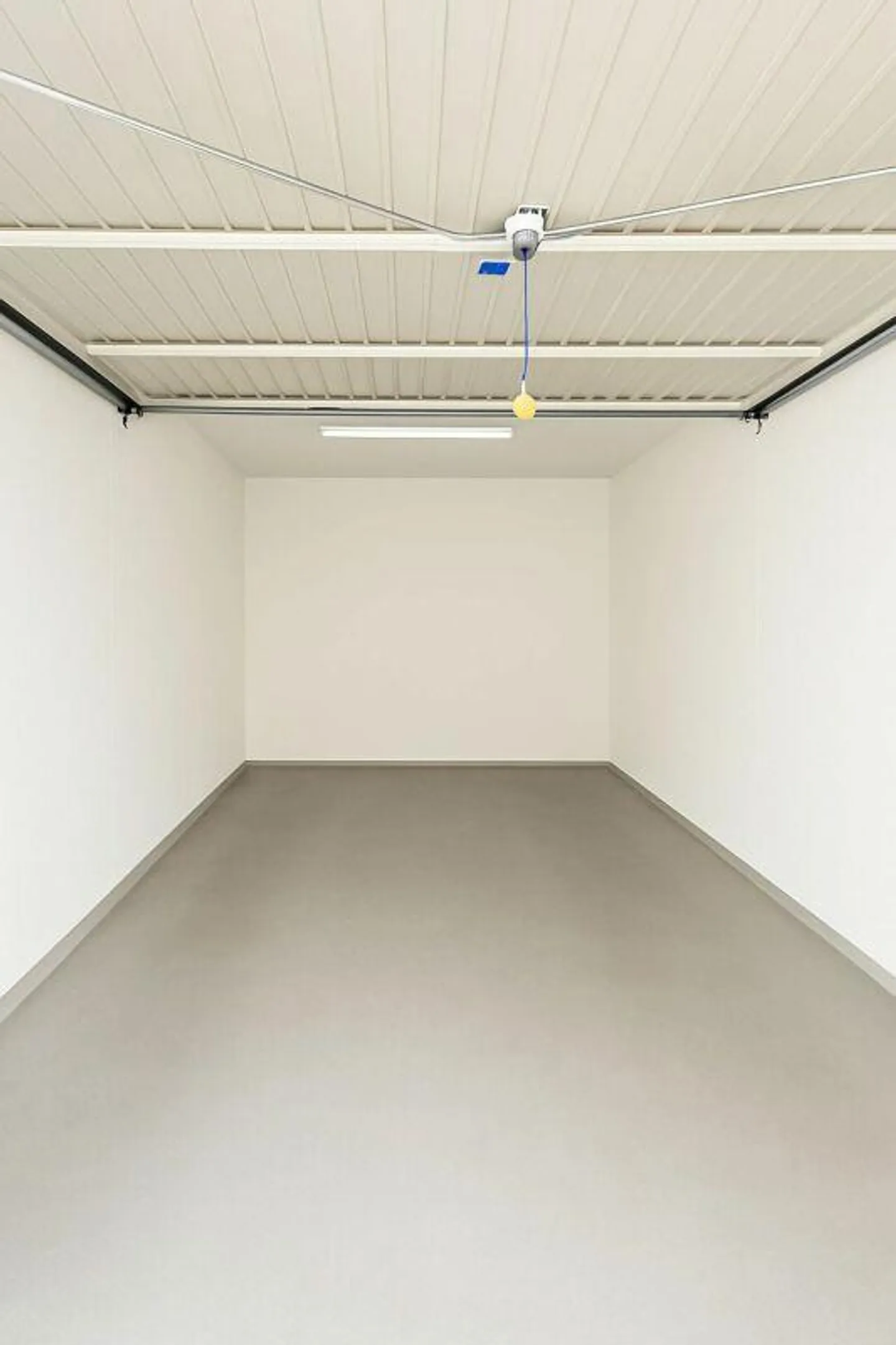Box garage in vendita in garage sotterraneo - Foto 2 di 2