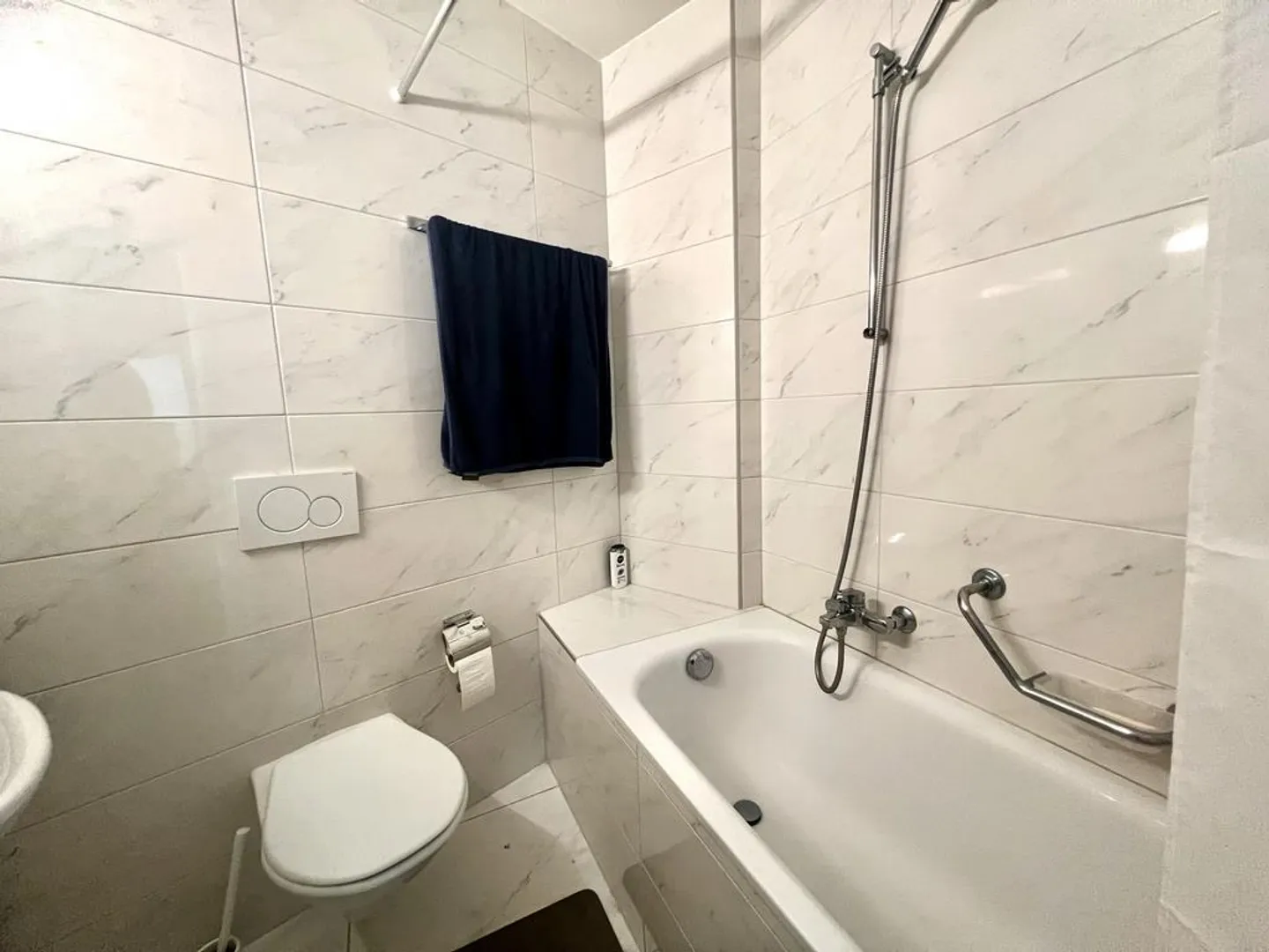 2-room apartment for rent in the city center - Photo 5 of 5