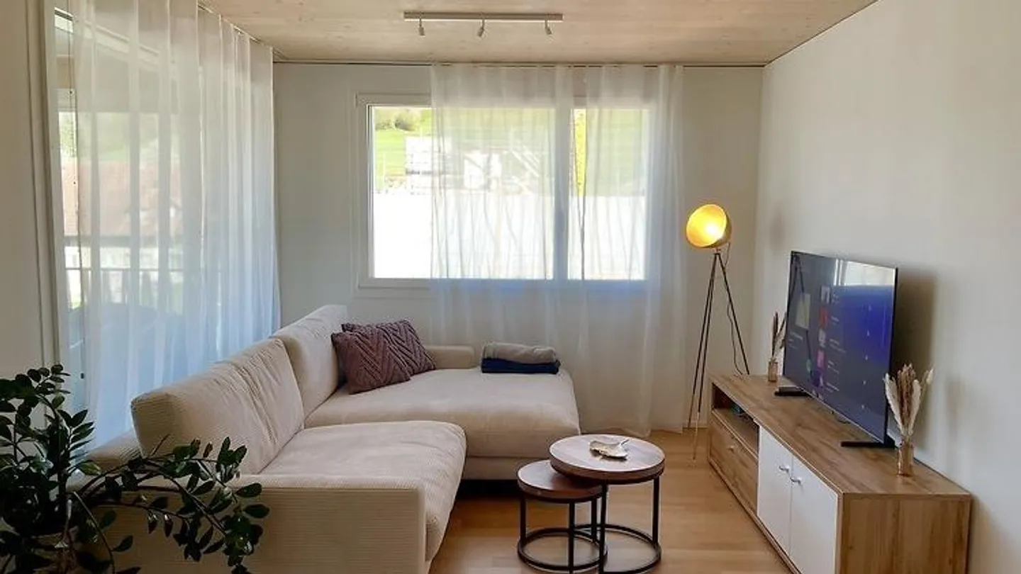 APPARTAMENTO 2½ STANZE A RUDOLFSTETTEN (AG), ARREDATO, TEMPORANEO - Foto 1 di 6