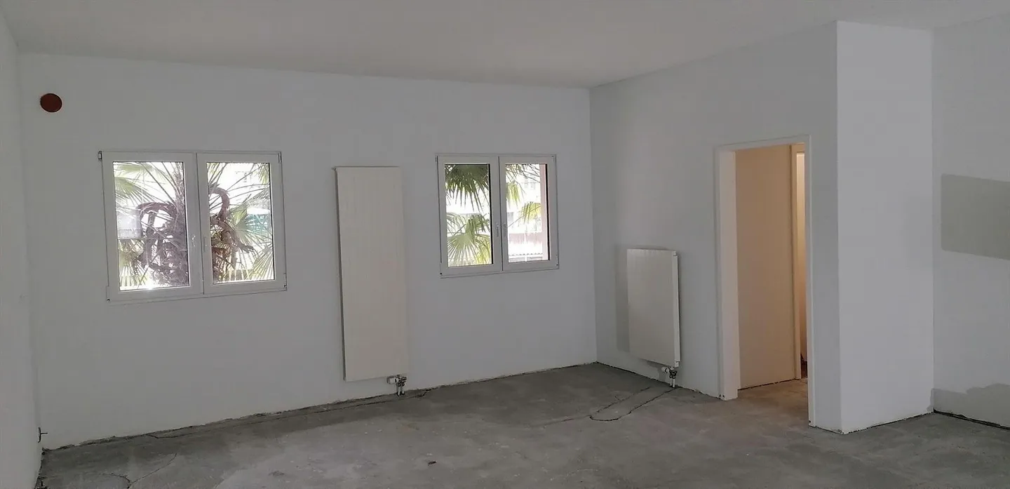 Commercial Property Near Train Station - Photo 5 of 11