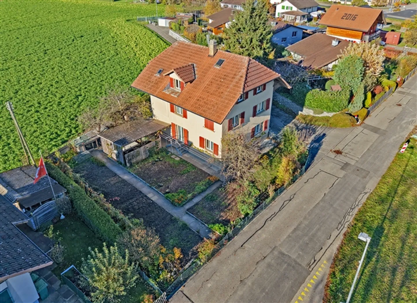 "La Casa per una, due o tre famiglie - Una casa dove puoi realizzare le tue idee e i tuoi sogni" - Foto 5 di 20