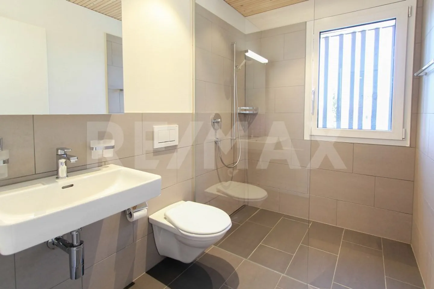 Ökologisches Apartment in Rütihof - Foto 5 von 8