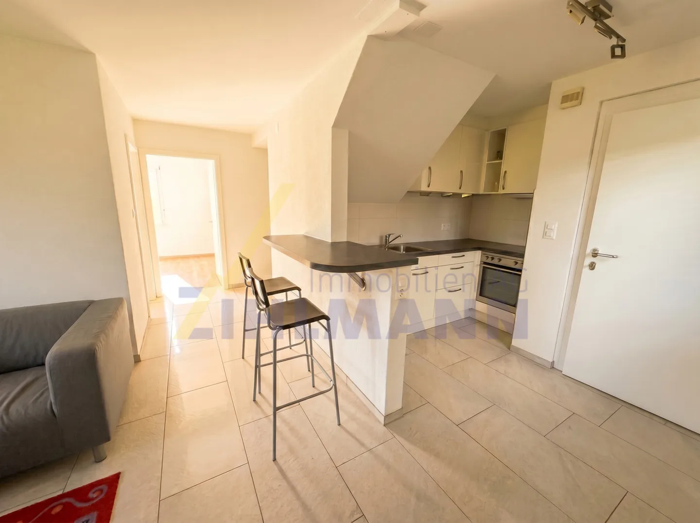 Charming 6.5-room single-family house with separate apartment - Photo 9 of 11