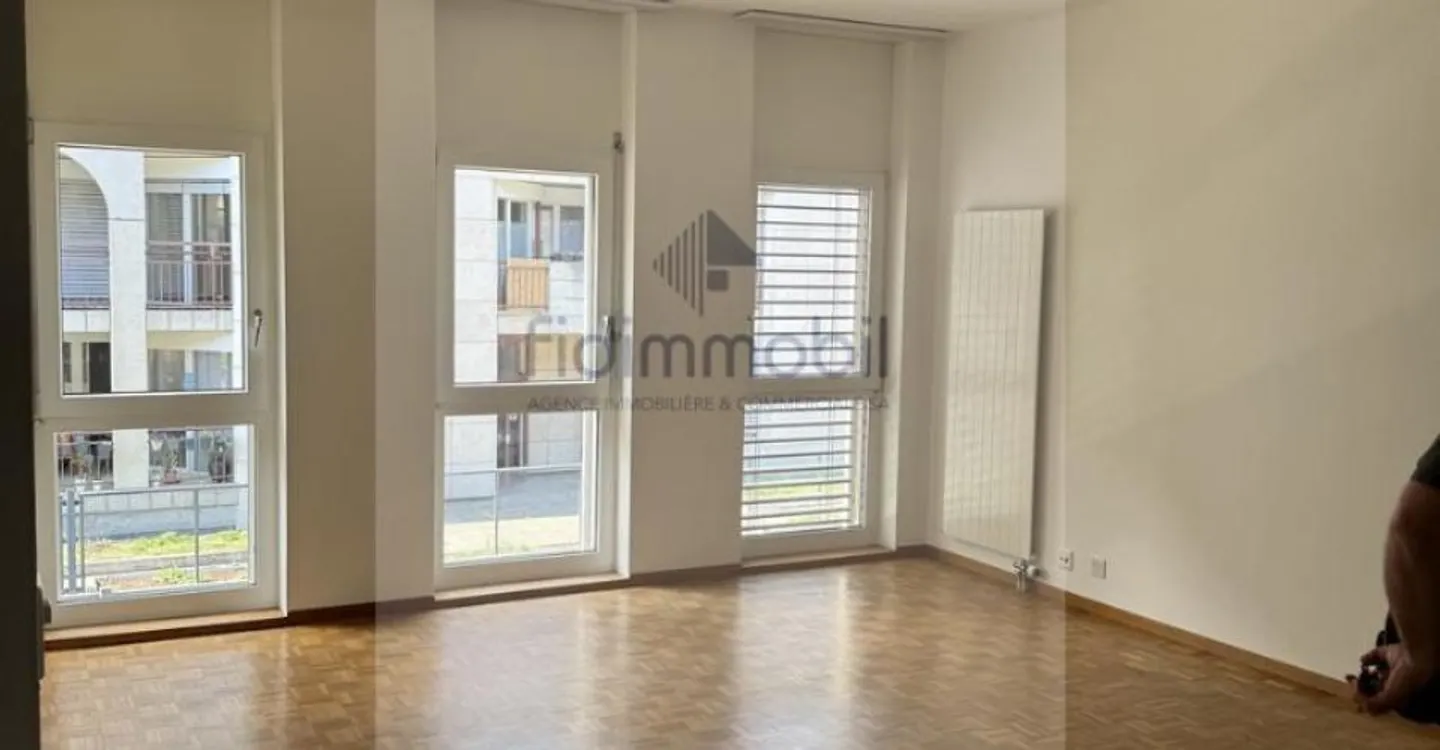 City Center Apartment - Photo 2 of 4