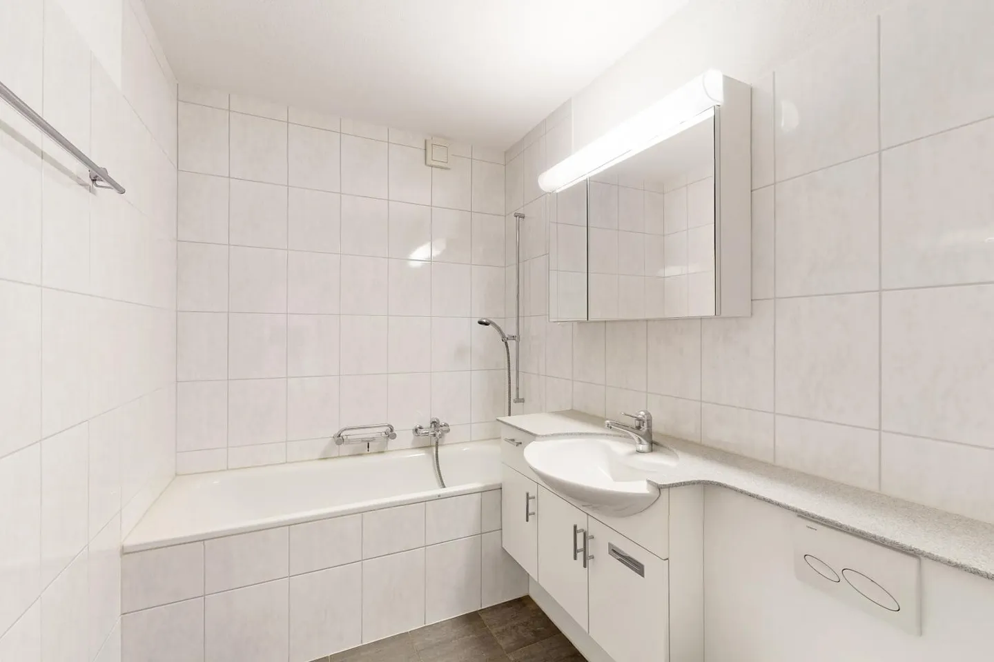Appartement lumineux avec une belle vue sur la verdure ! - Photo 3 sur 6
