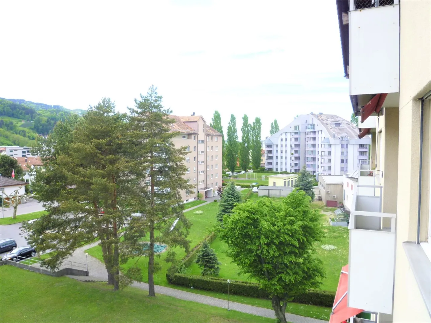 Traumwohnung mit viel Platz - 4.5 Zimmer & 2 Balkone - Foto 16 von 17
